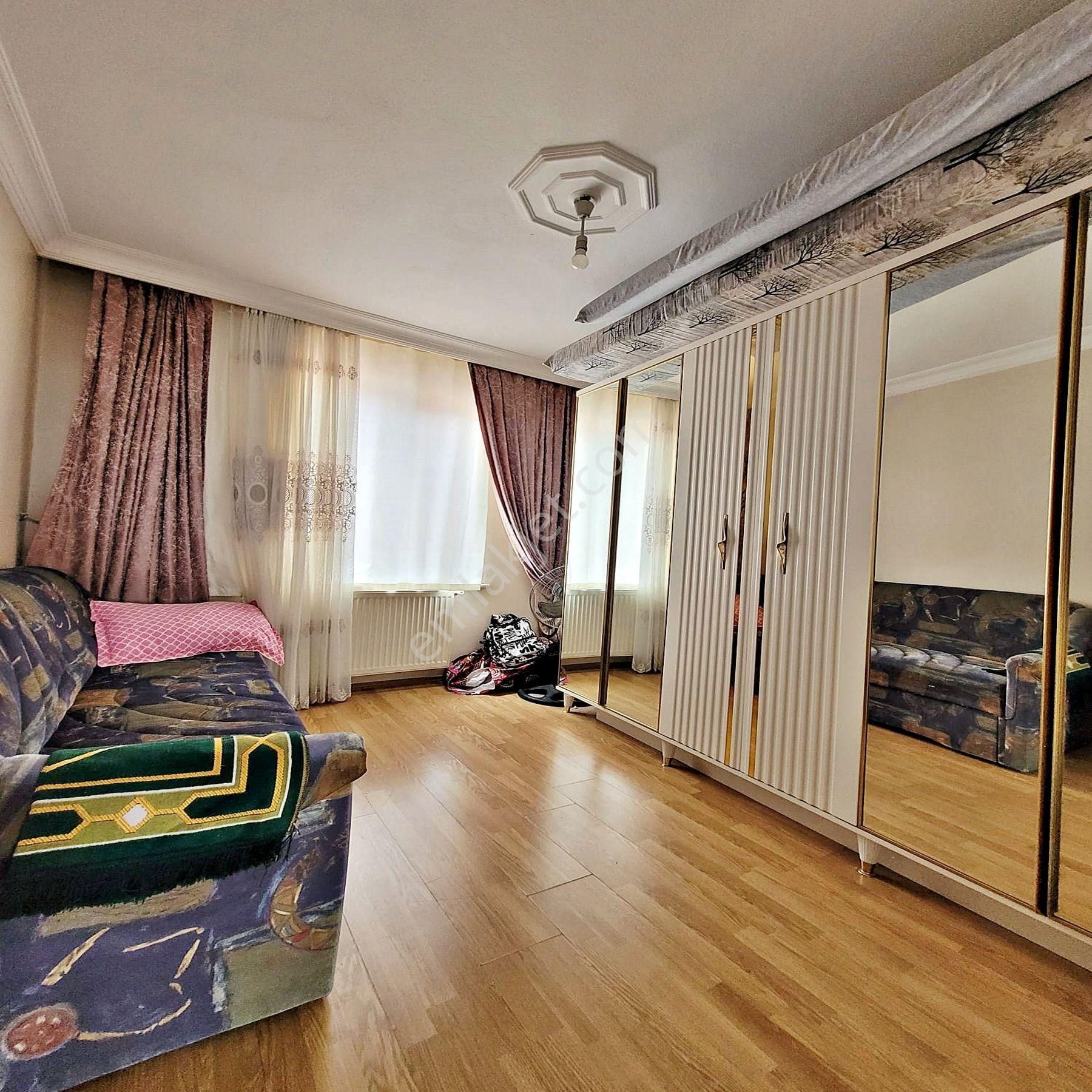 Beylikdüzü Adnan Kahveci Mahallesinde 3+1 Satılık Ara Kat Daire - Görsel 3