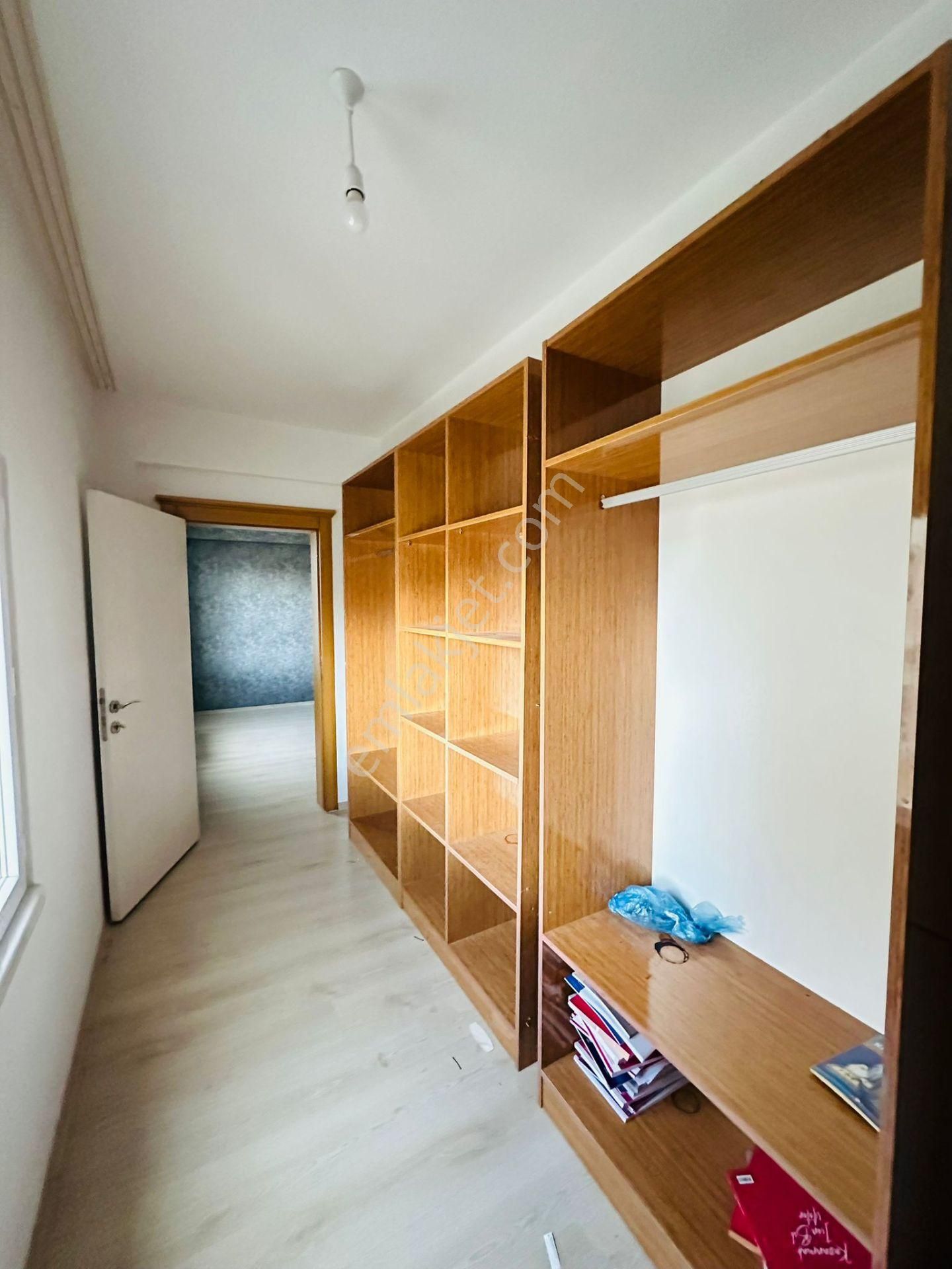Feridunçelik'te Ali Bey Göbekte Giyinme Odalı Full Yapılı 3+1 Kiralık Daire !! - Görsel 19