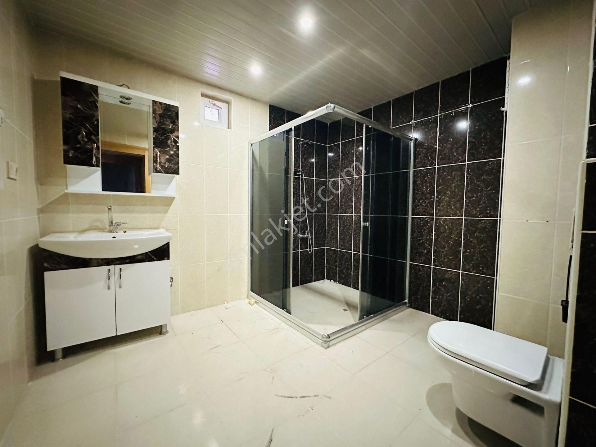 Feridunçelik'te Ali Bey Göbekte Giyinme Odalı Full Yapılı 3+1 Kiralık Daire !! - Görsel 26