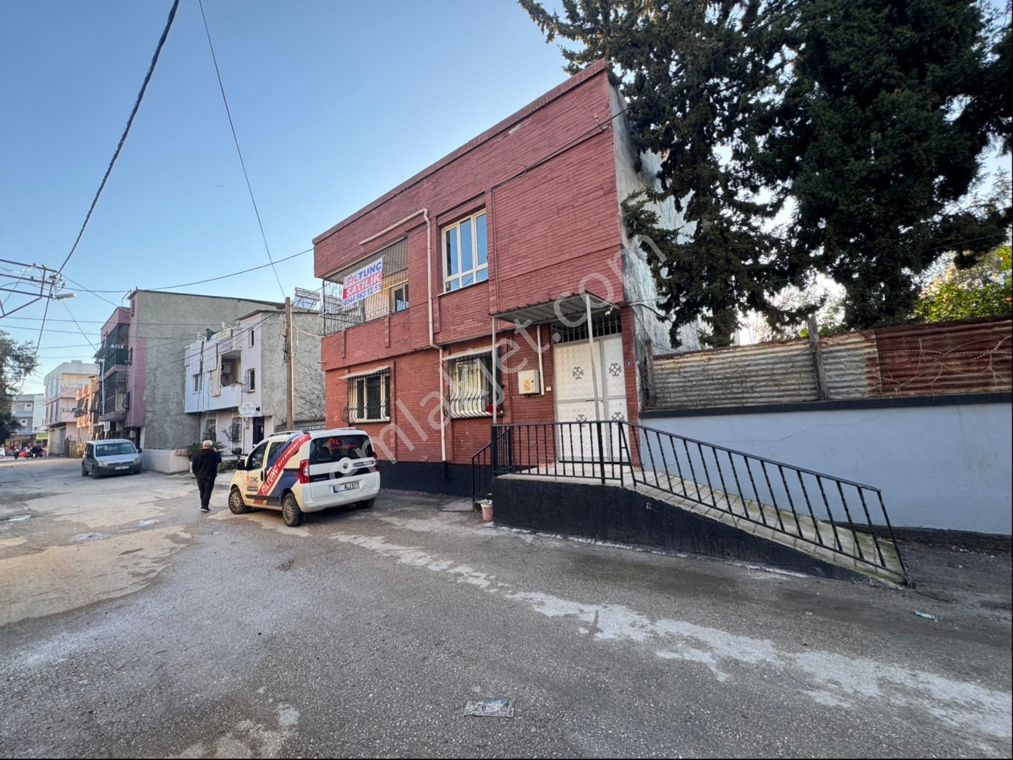 Fırsat Gülbahçesinde 2 Katlı Havuzlu Müstakil - Görsel 2