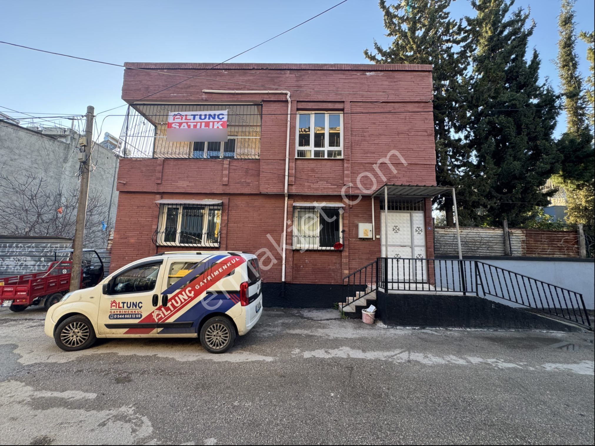 Fırsat Gülbahçesinde 2 Katlı Havuzlu Müstakil