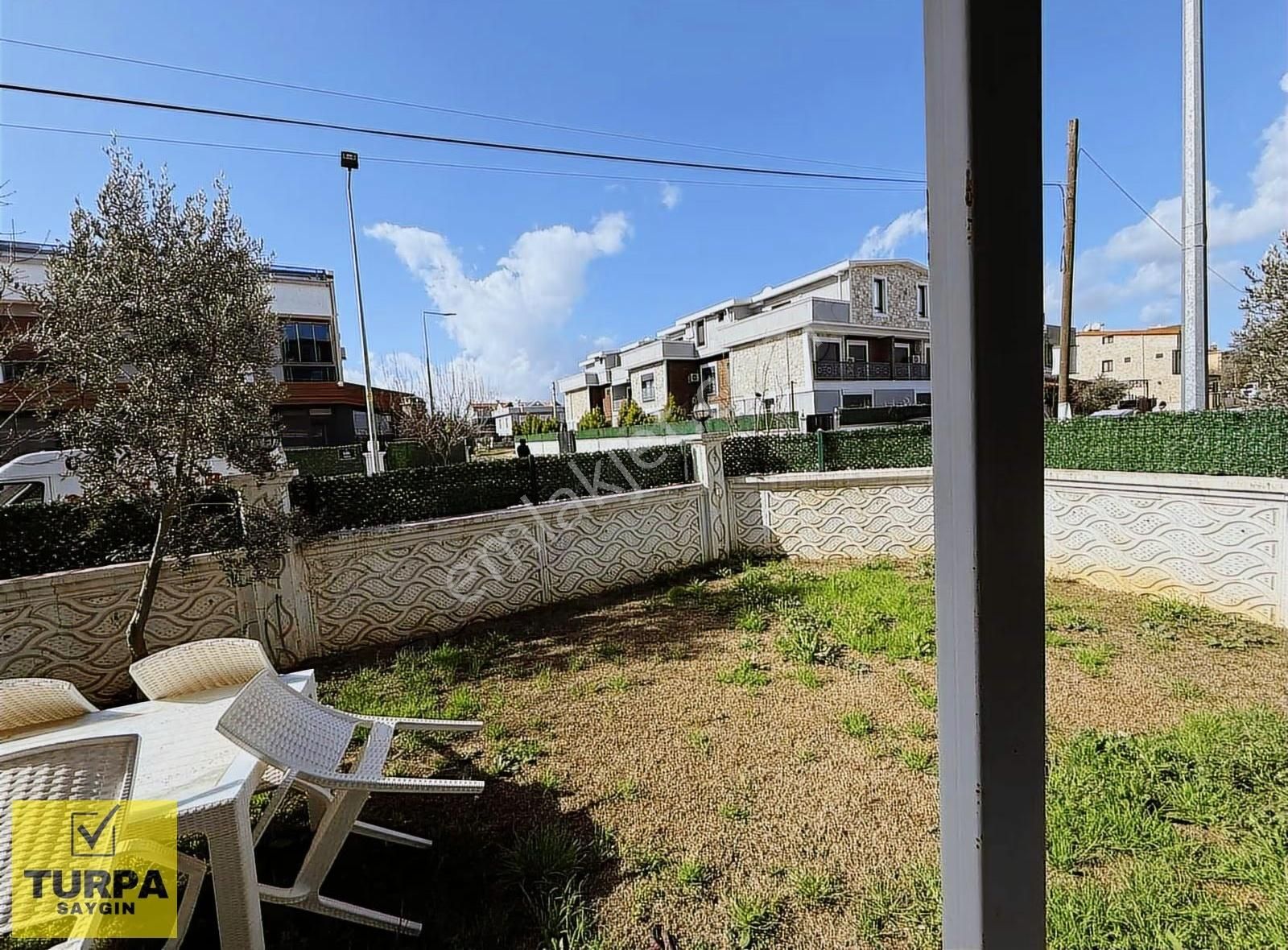 Menderes Mithatpaşa Mahallesinde Müstakil Tapulu 4.5+1 Villa - Görsel 15