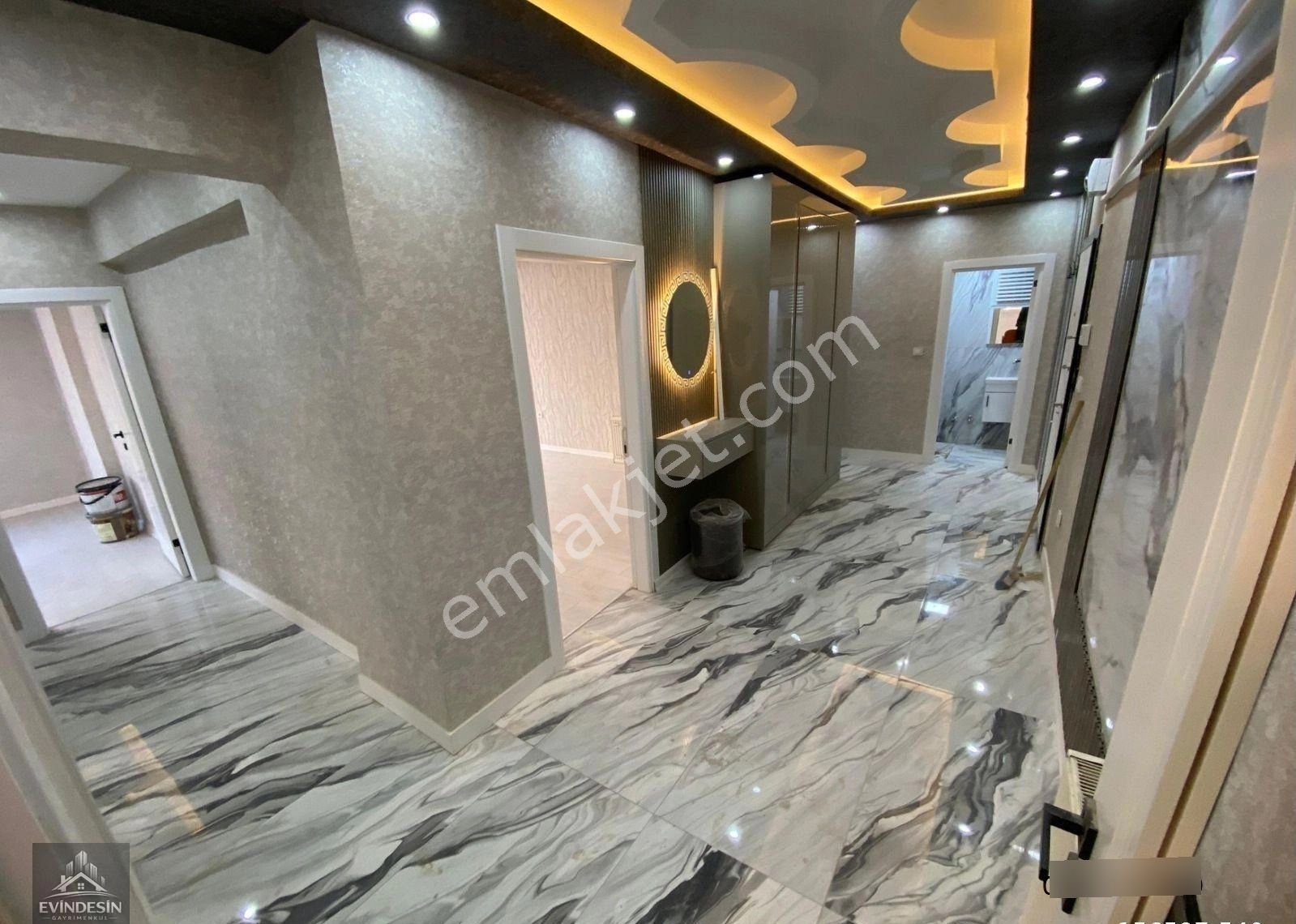 Şenlik Mah Orjinal Bağımsız 1.kat Ön Cephe E.banyolu Emsalsiz Satılık