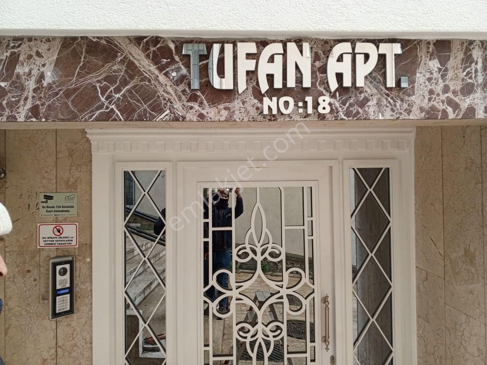 Sahibinden Üsküdar Merkezde Deniz Manzarali Oturmaya Hazir Daire