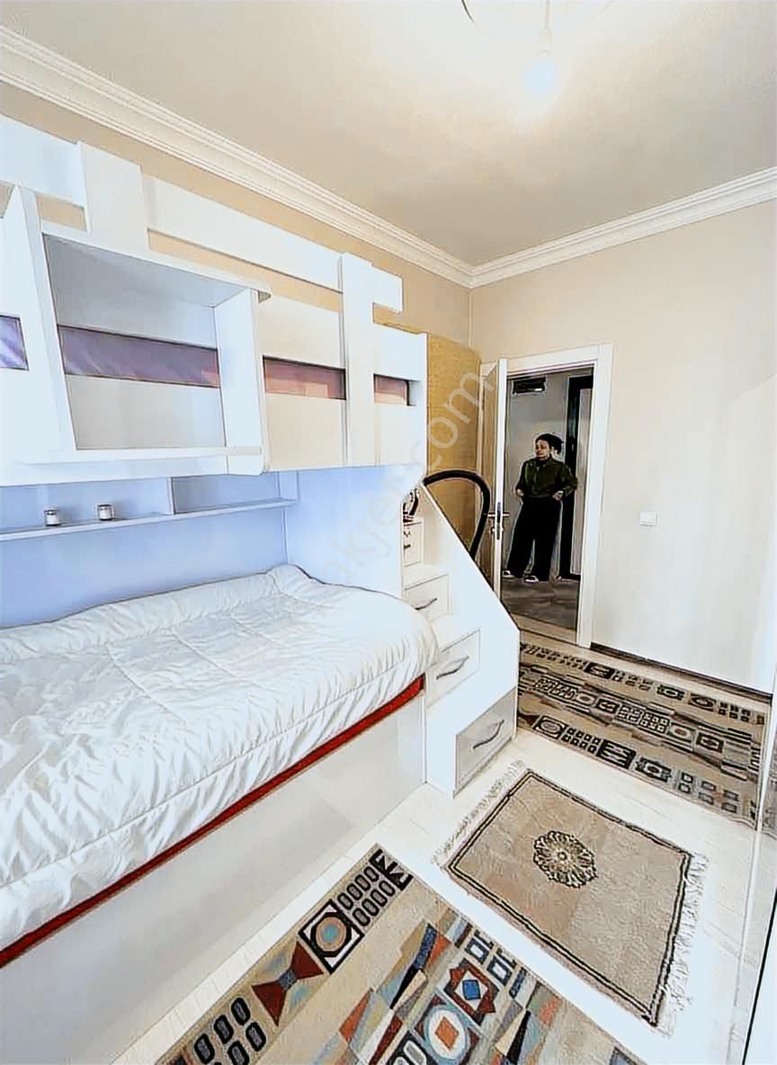 Acil Acil Kızılarık'ta Full Tadilatlı, 2+1 Satılık Daire - Görsel 2