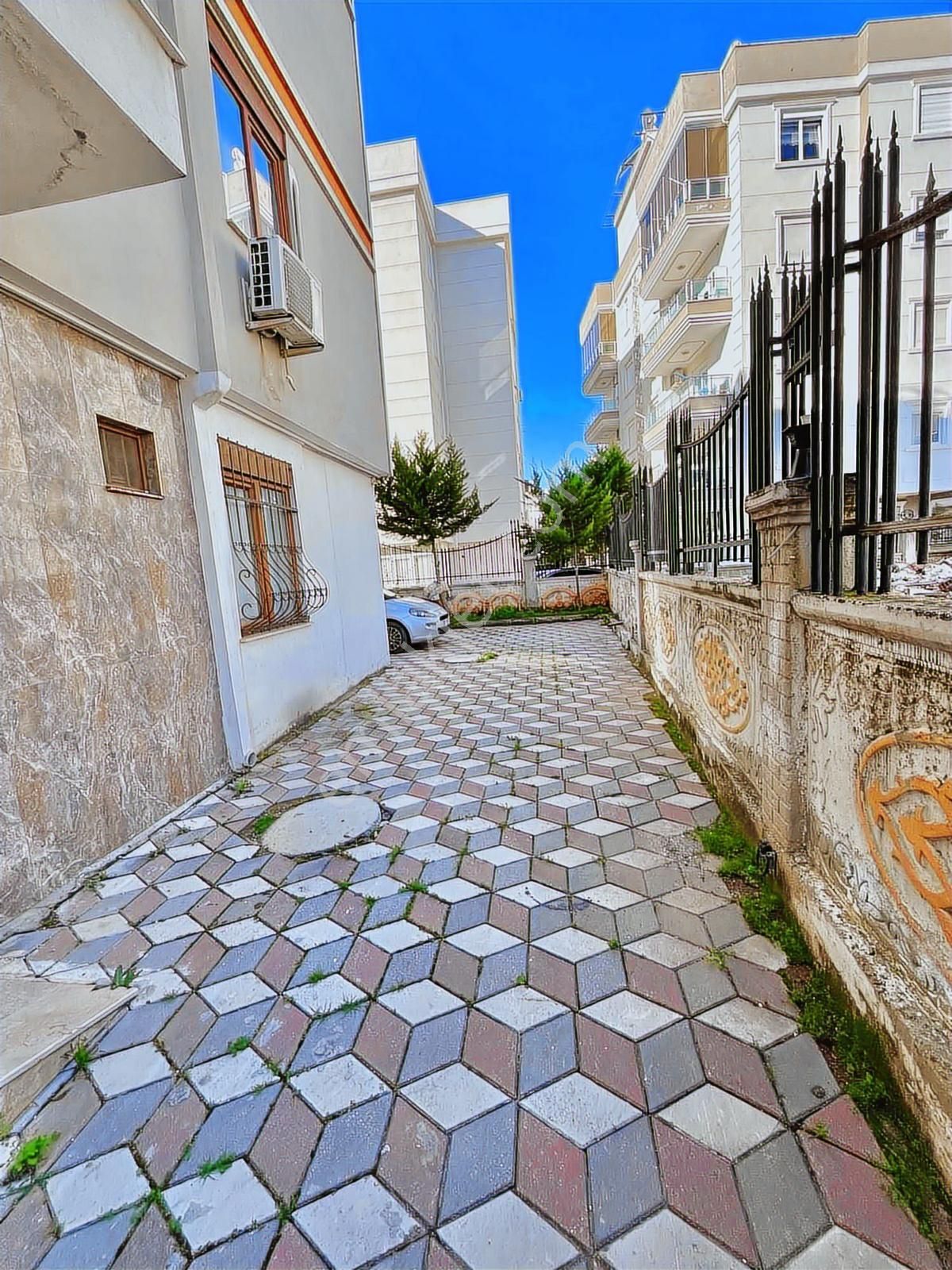 Acil Acil Kızılarık'ta Full Tadilatlı, 2+1 Satılık Daire - Görsel 13