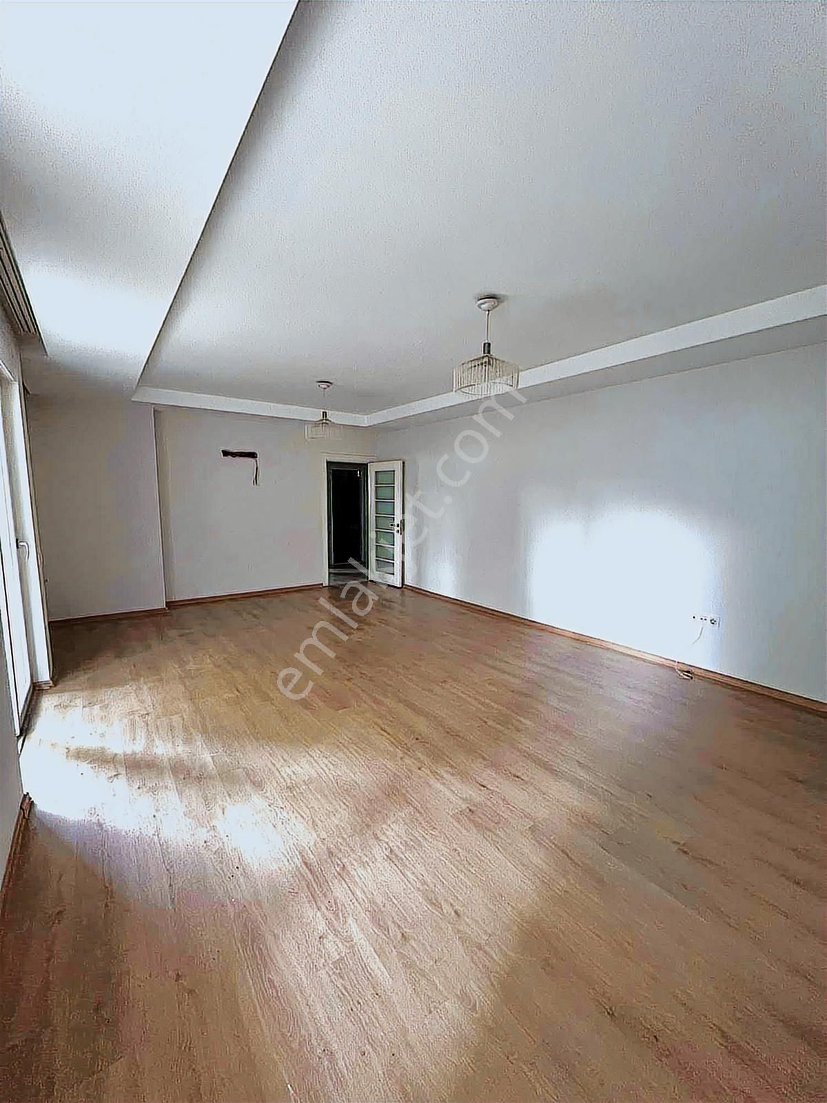 Konyaaltı Arsemia Konaklarında Havuz Manzaralı Bahçe Dubleksi - Görsel 17