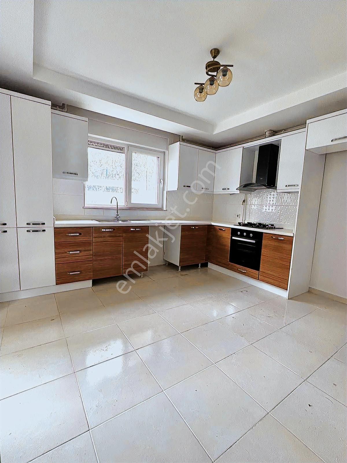 Konyaaltı Arsemia Konaklarında Havuz Manzaralı Bahçe Dubleksi - Görsel 22