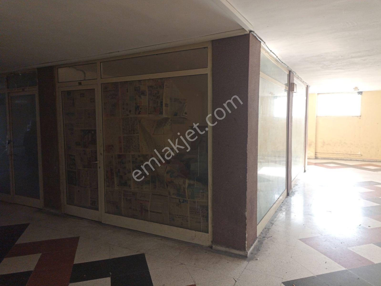 Işıkkent Ayakkabıcılar Sitesi Merkez Çarşıda Satılık Köşe Ofis - Görsel 15