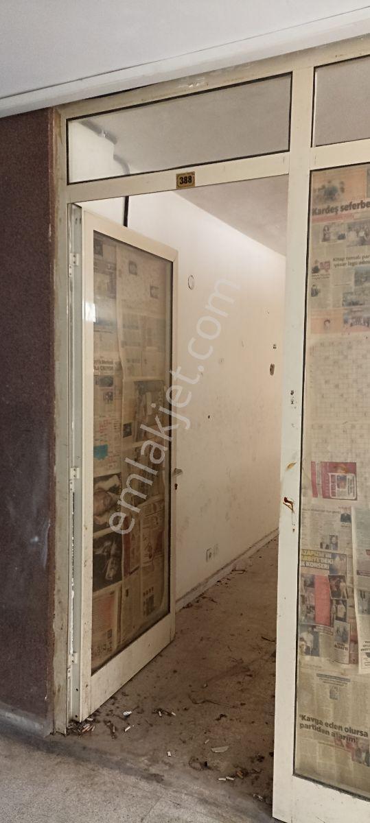 Işıkkent Ayakkabıcılar Sitesi Merkez Çarşıda Satılık Köşe Ofis - Görsel 8