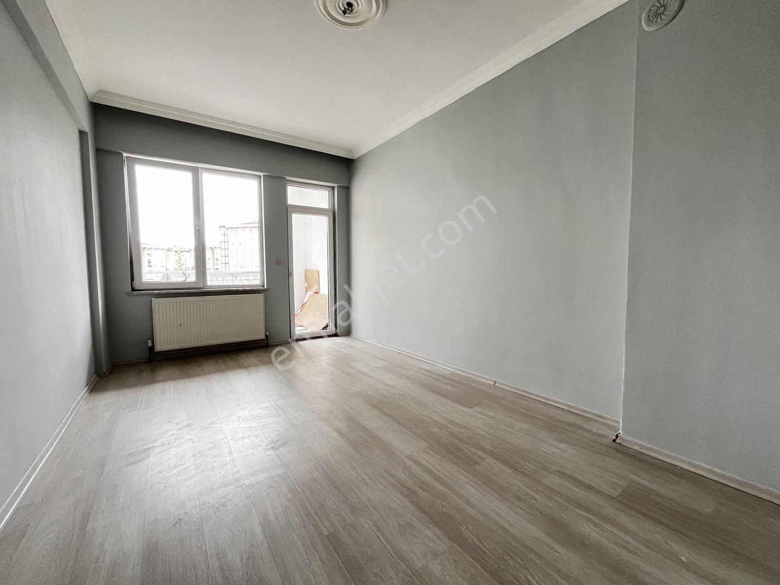 Harika Konumlu 3+1 Yüksek Kredi İmkanı Ebeveyn Banyolu Kombili - Görsel 17