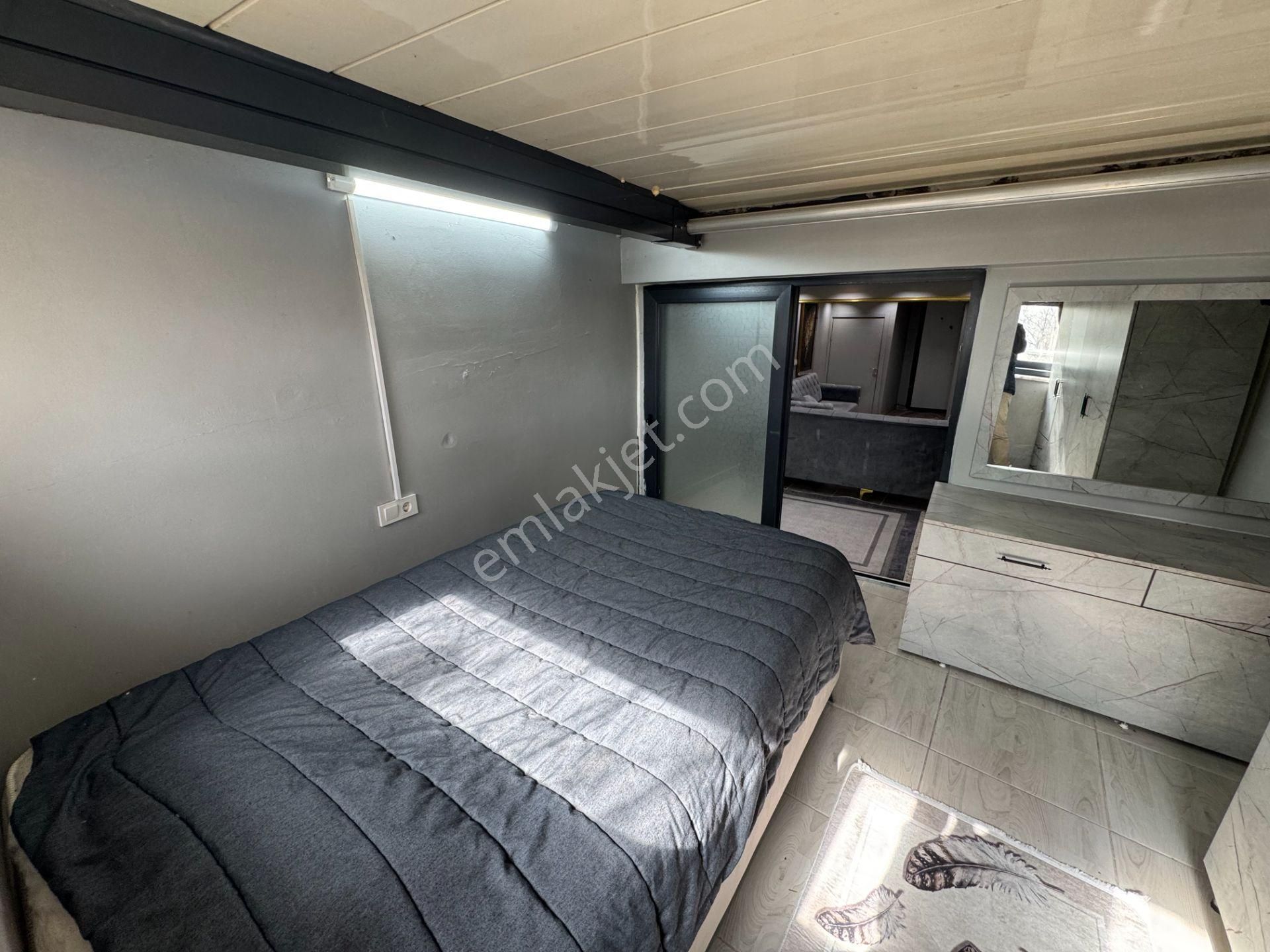 Turyap' Tan Fatih Aksaray' Da Çok Temiz Eşyalarıyla Satılık Daire - Görsel 16