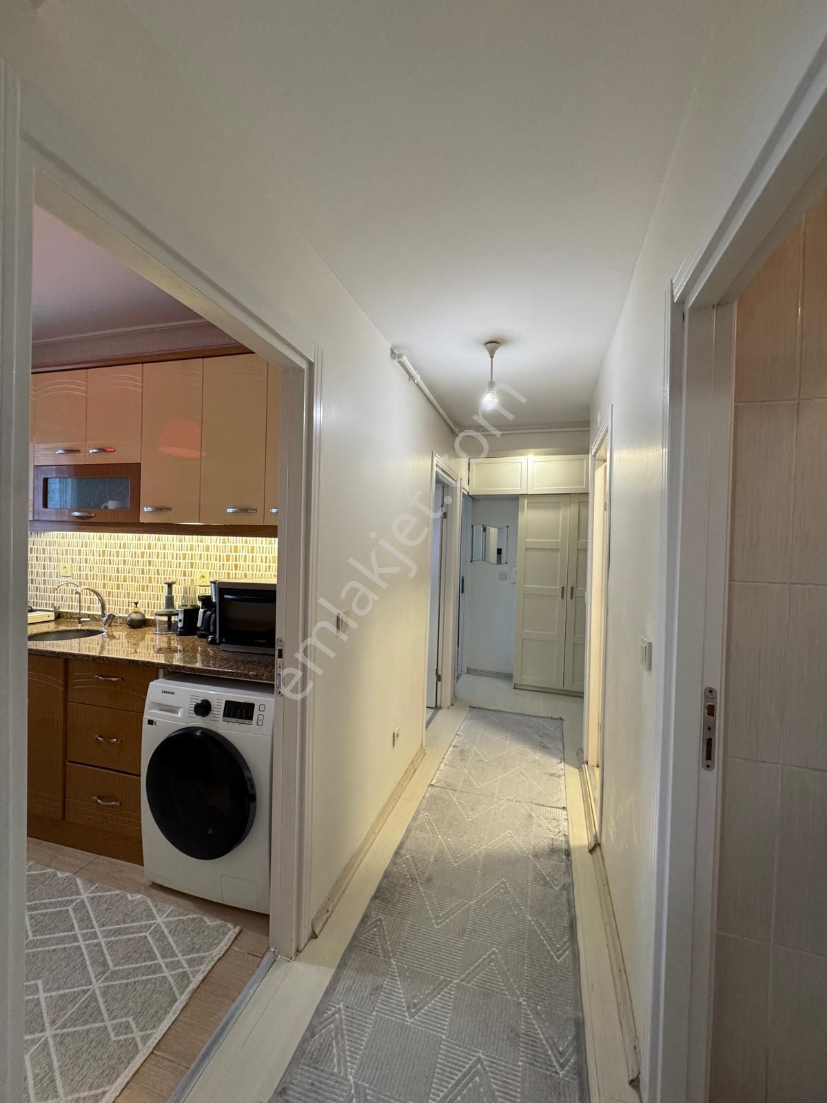 Bağcılar Barbaros Mahallesinde 2+1 Satılık Daire - Görsel 9