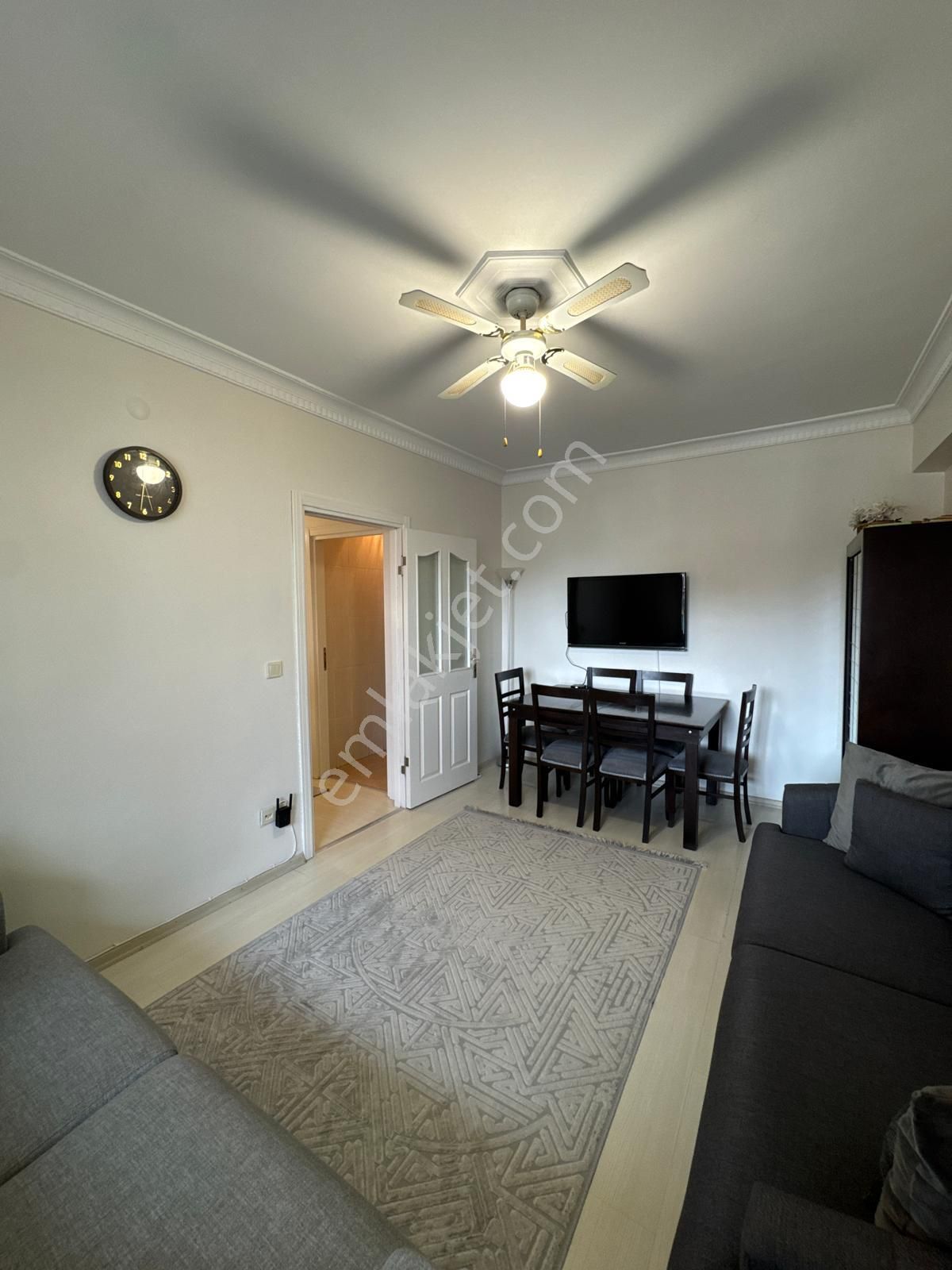 Bağcılar Barbaros Mahallesinde 2+1 Satılık Daire - Görsel 3