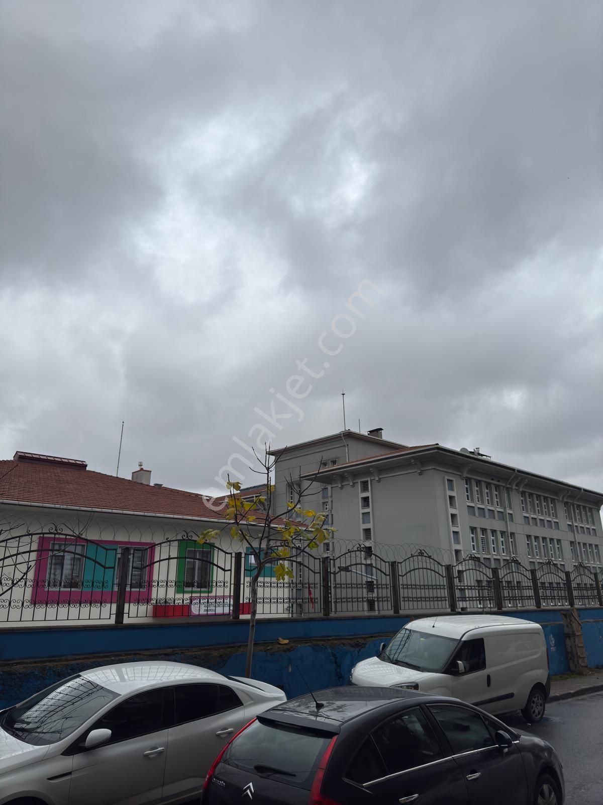 Bağcılar Barbaros Mahallesinde 2+1 Satılık Daire - Görsel 12