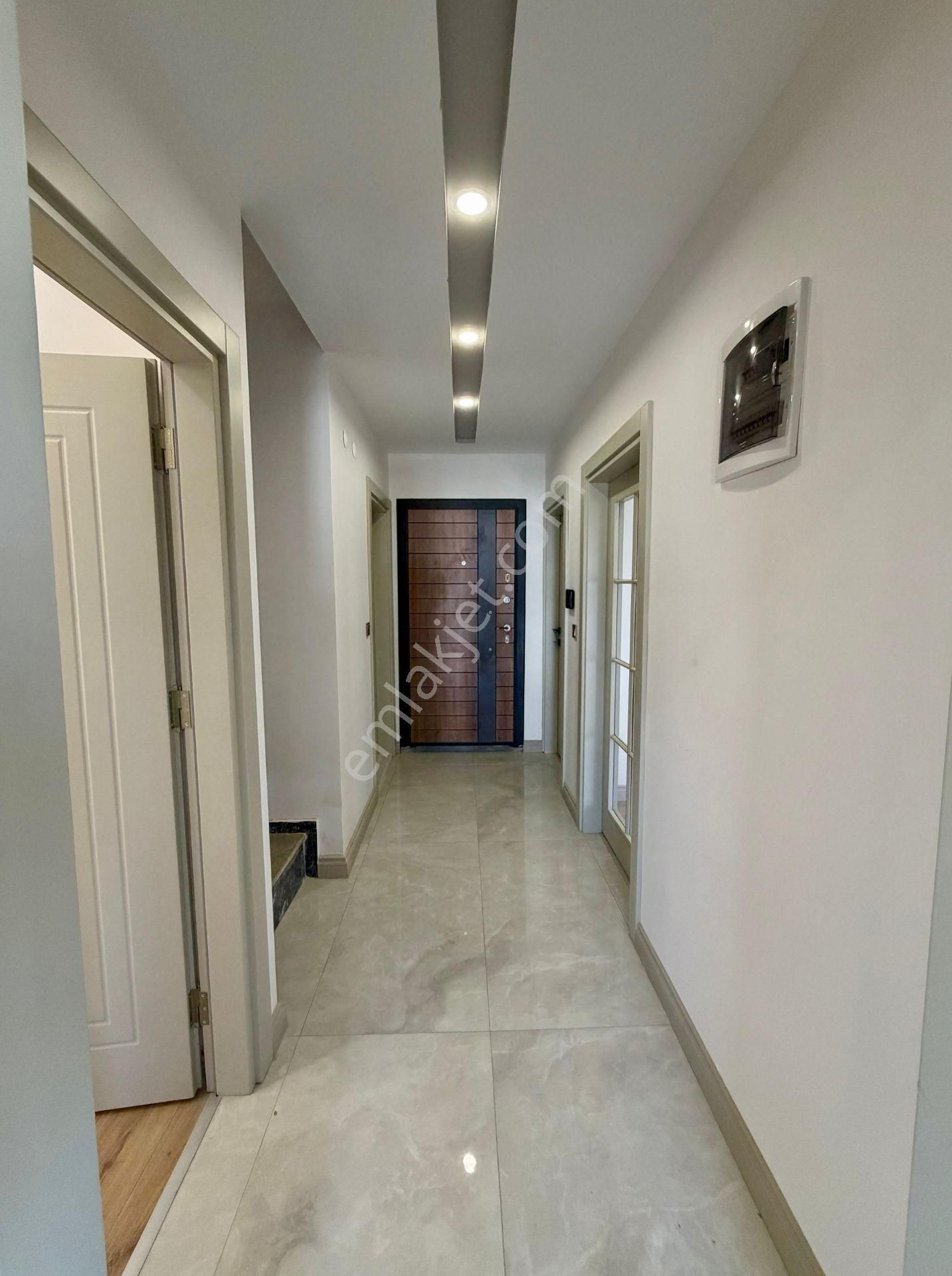 Merkezi Konumda Kullanışlı 4+1 Süper Lüks Dubleks Daire - Görsel 16