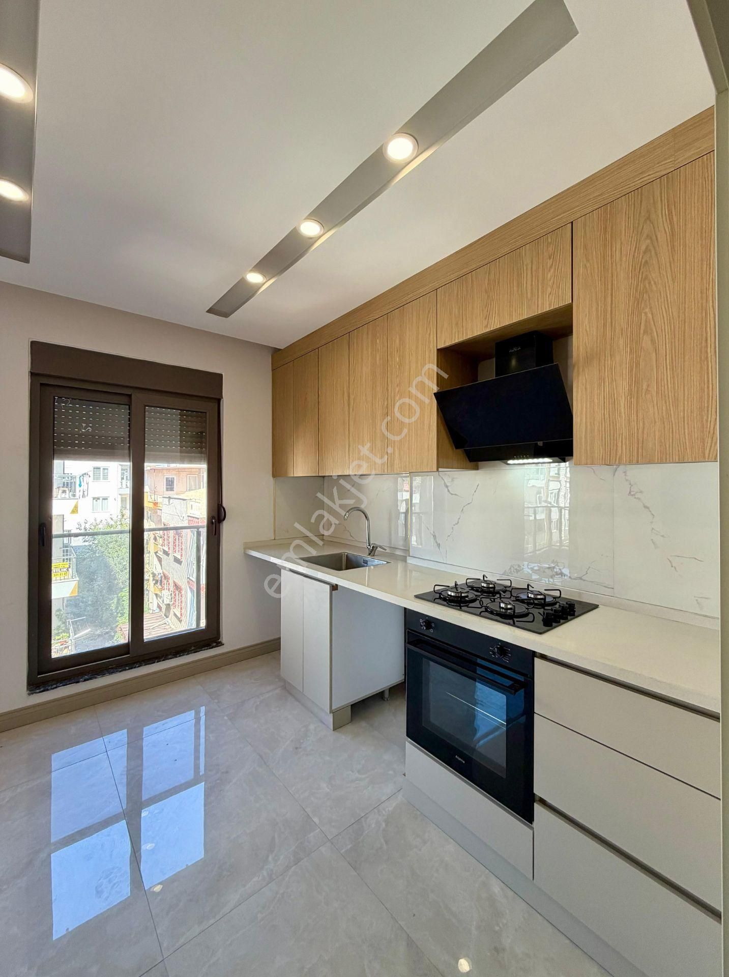 Merkezi Konumda Kullanışlı 4+1 Süper Lüks Dubleks Daire - Görsel 10