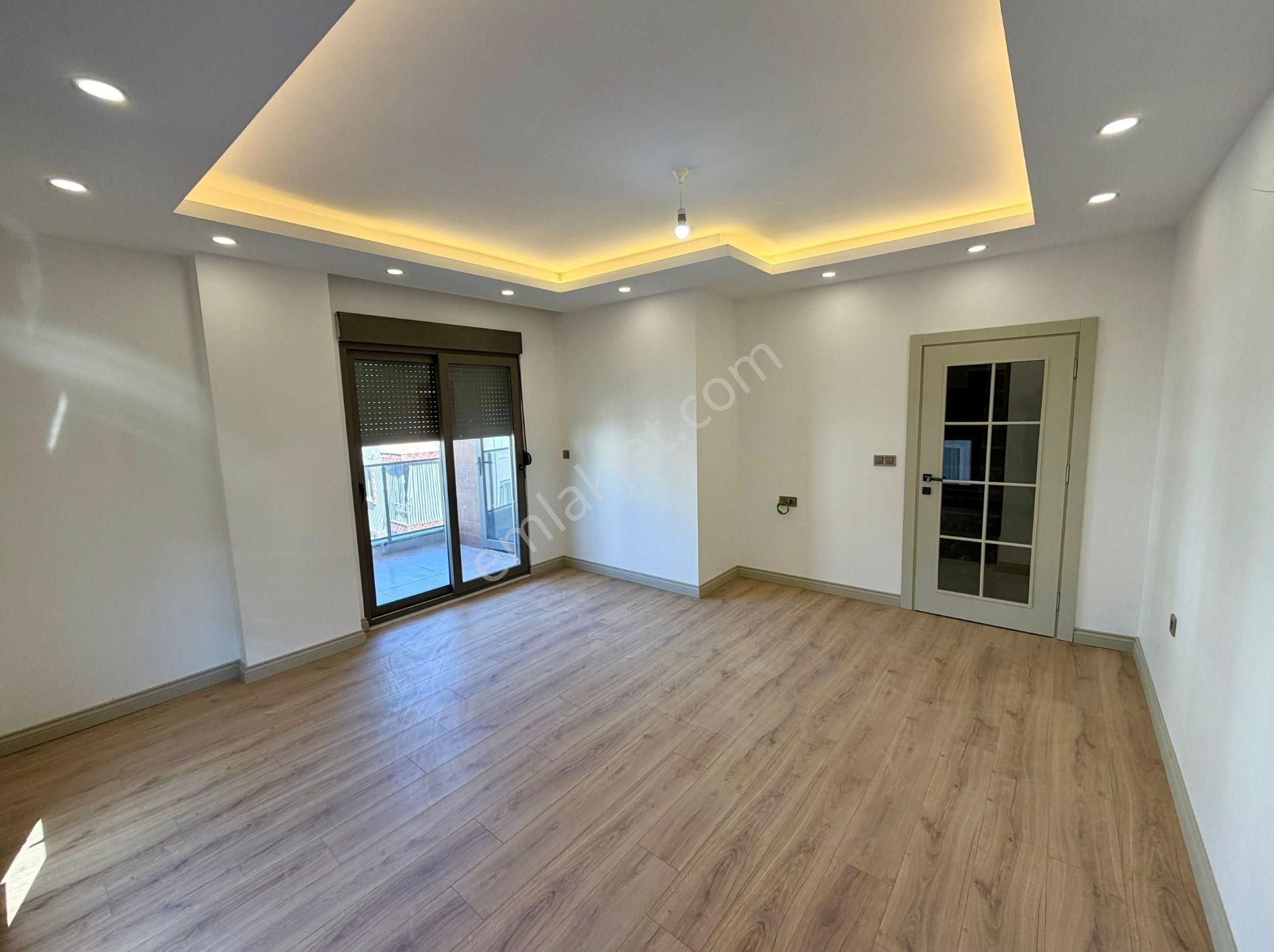 Merkezi Konumda Kullanışlı 4+1 Süper Lüks Dubleks Daire - Görsel 14