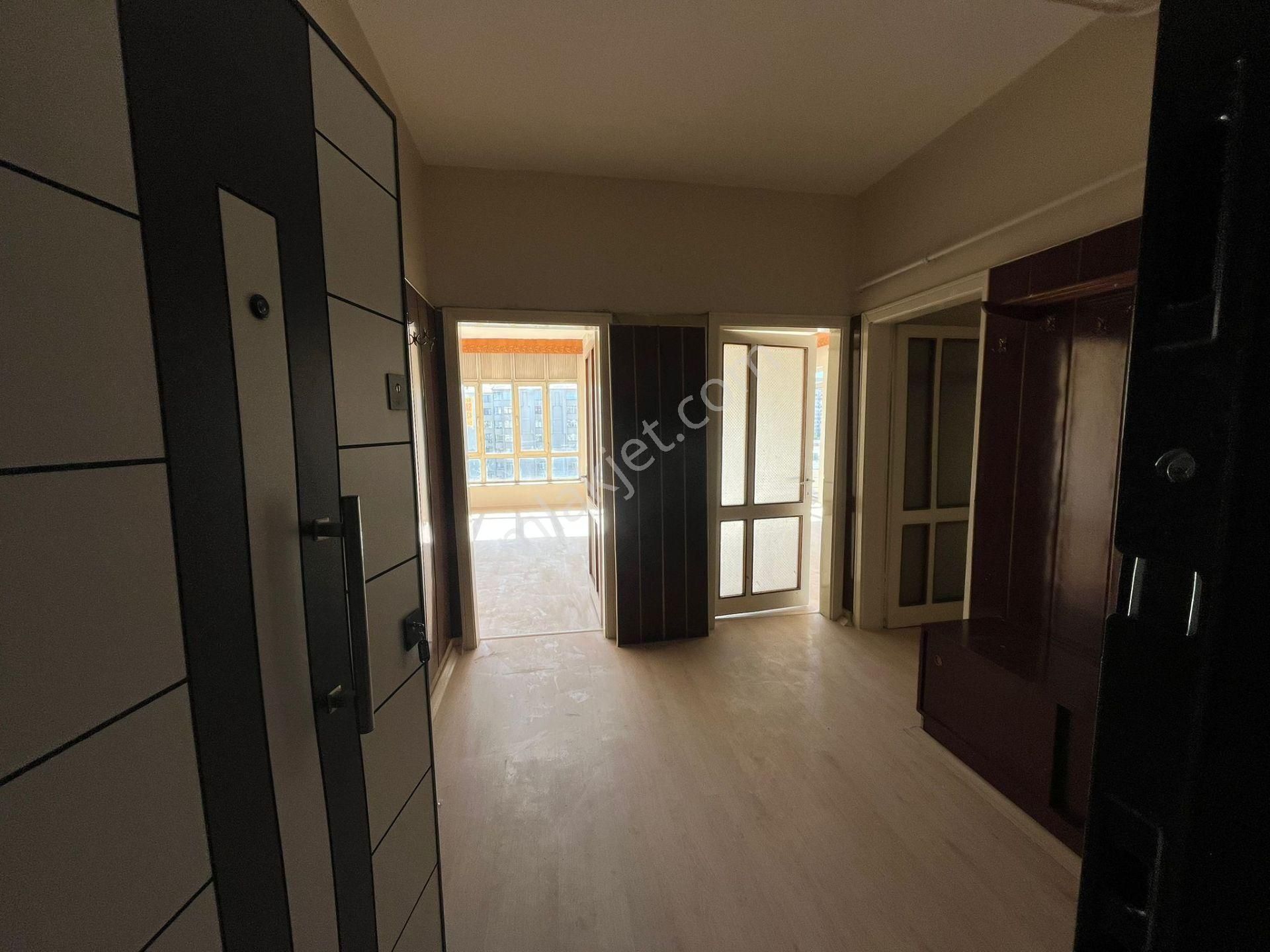 Sivas Caddesinde Yapılı 3+1 140m2 Satılık Daire 117/1 - Görsel 13