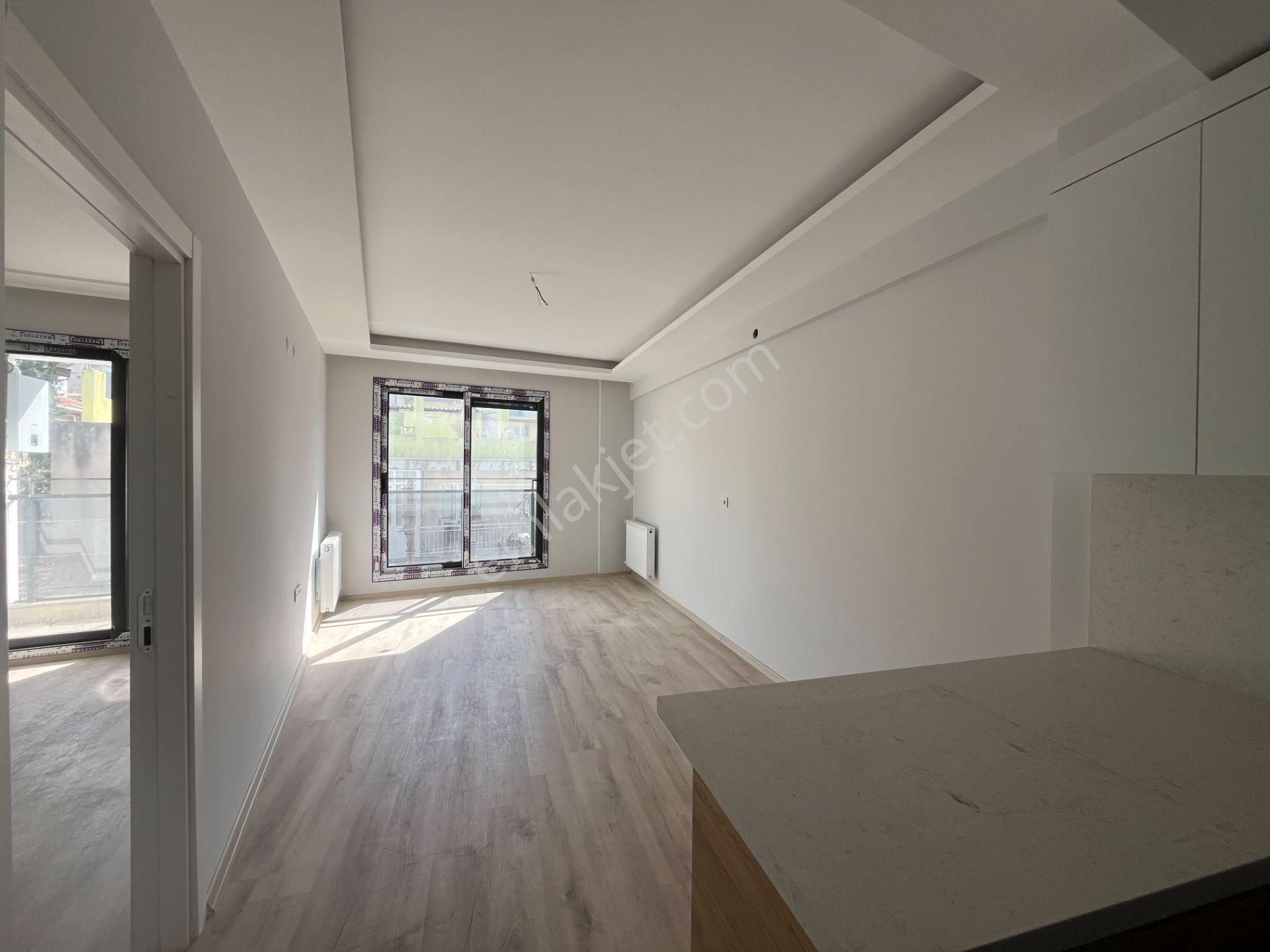 Gümüşpala'da Doğalgazlı, Ankastreli, Vestiyerli 1+1 Satılık Daire - Görsel 3