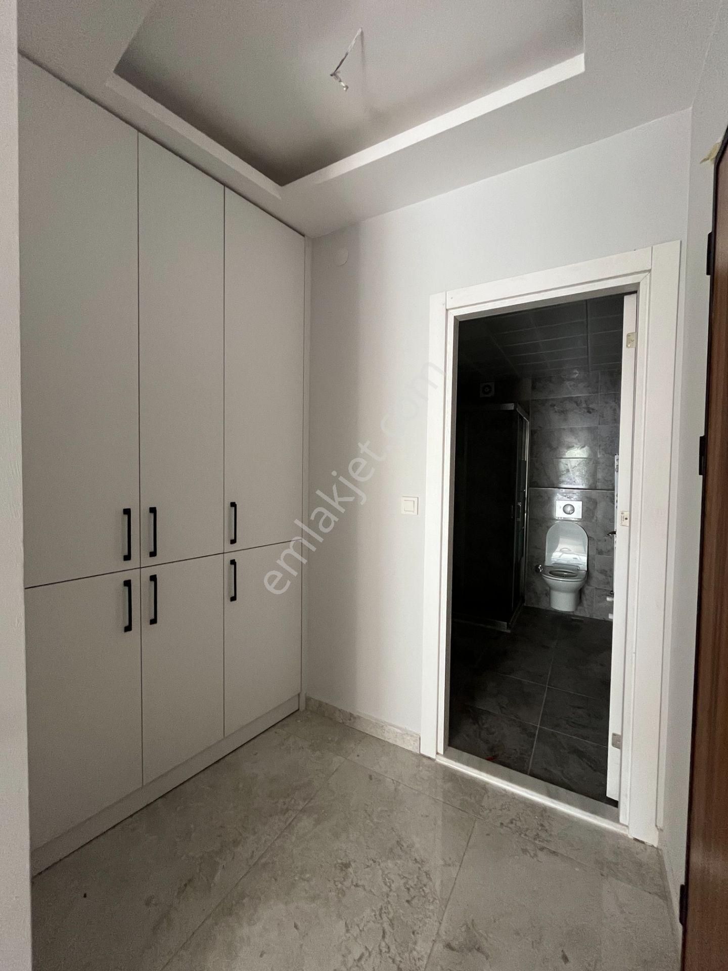 Gümüşpala'da Doğalgazlı, Ankastreli, Vestiyerli 1+1 Satılık Daire - Görsel 11