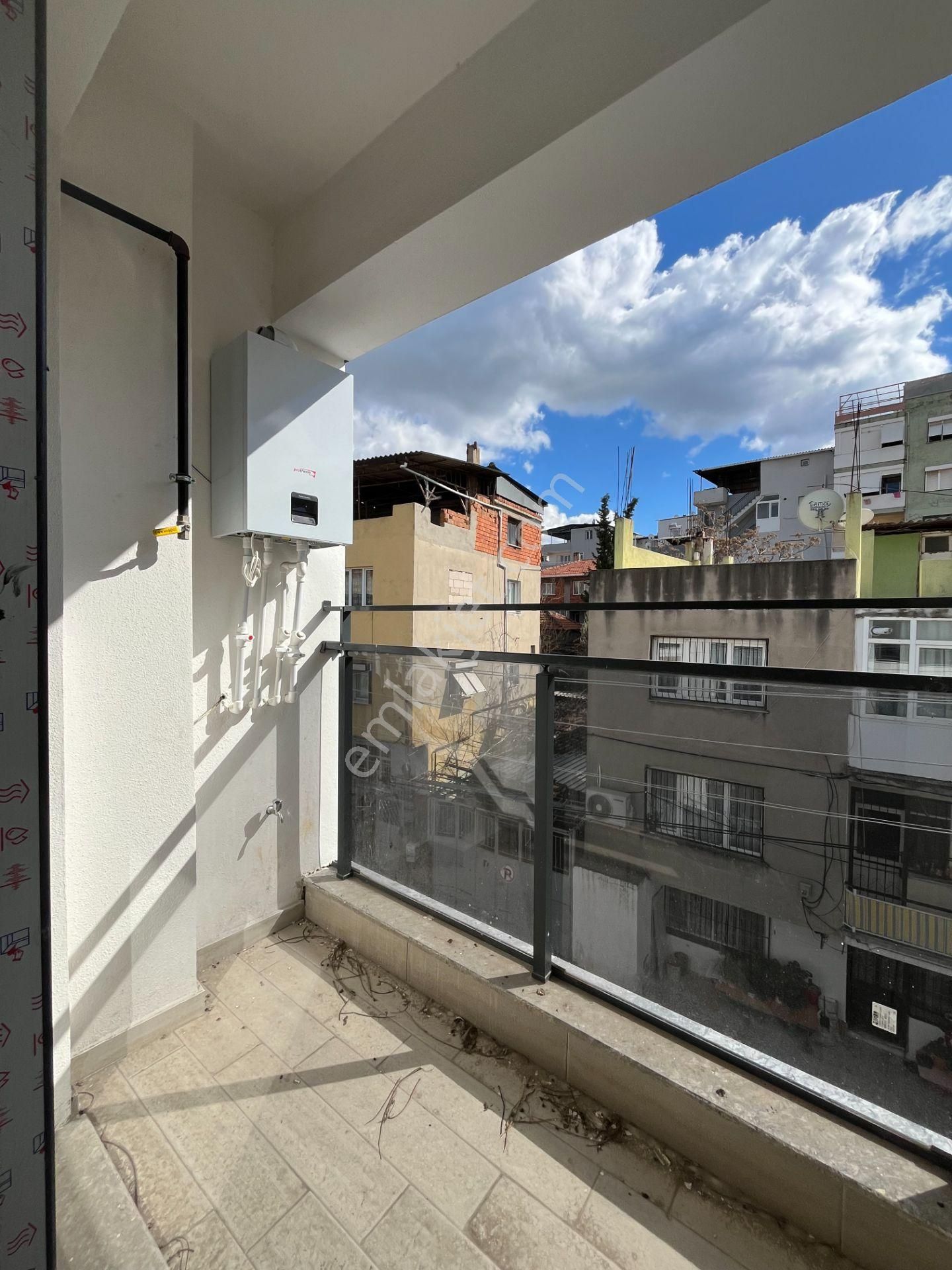 Gümüşpala'da Doğalgazlı, Ankastreli, Vestiyerli 1+1 Satılık Daire - Görsel 16