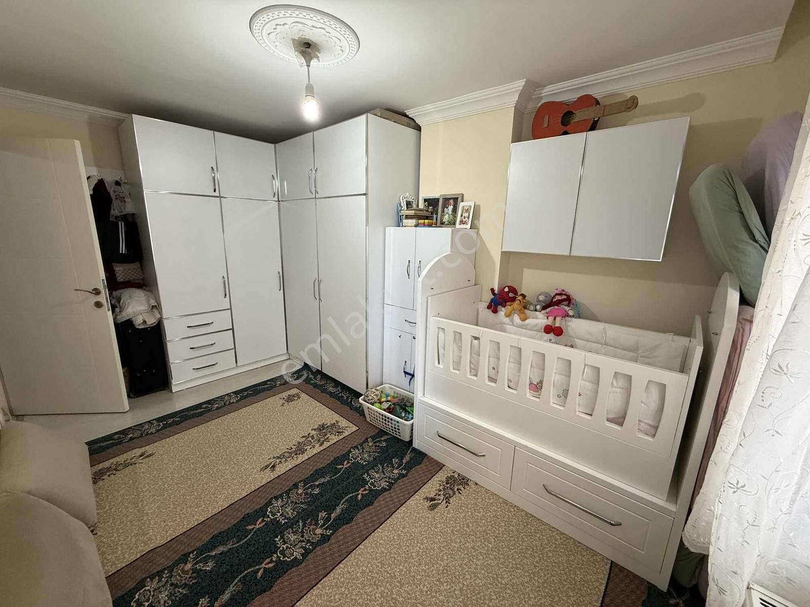 Ahatlı Mah. Doğalgazlı Y.giriş 2+0 Çift Balkonlu 75m Kiracısızz - Görsel 9