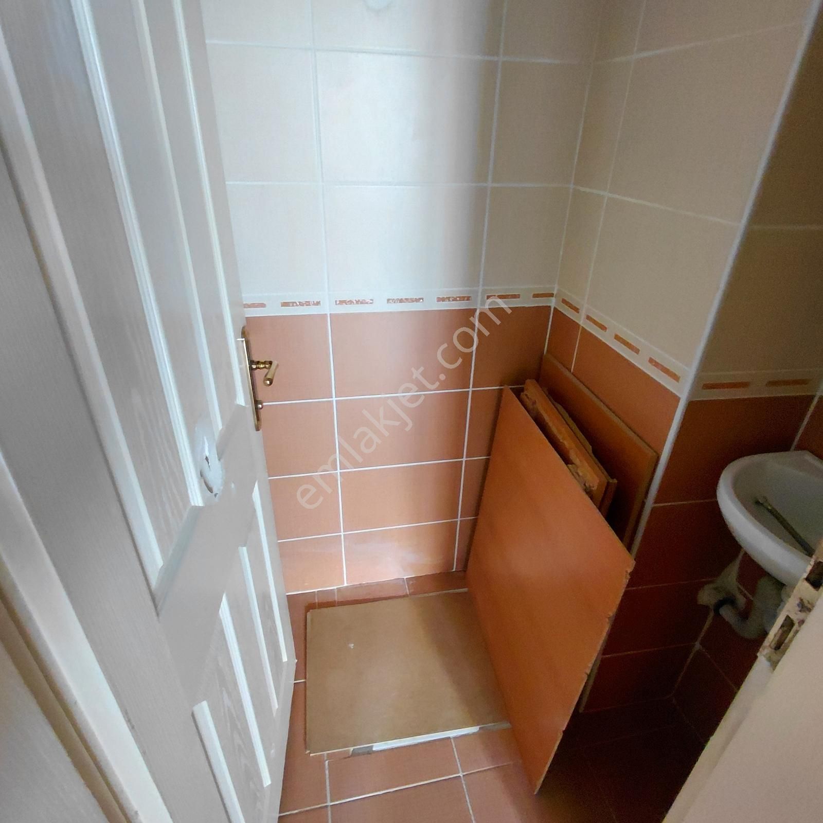 Elalmış Cad.yakını-balkonlu-ara Kat-güney Cephe - Görsel 29