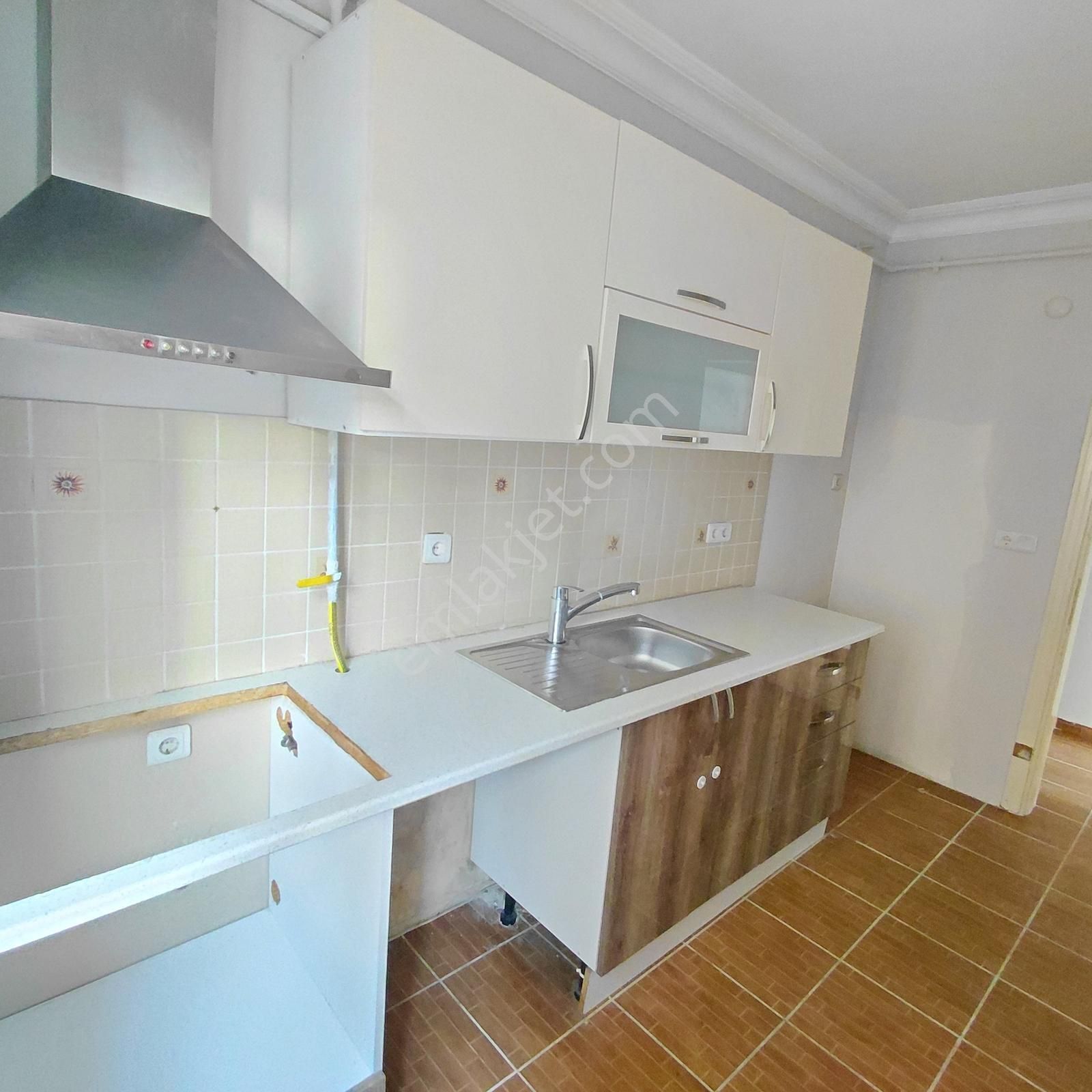 Elalmış Cad.yakını-balkonlu-ara Kat-güney Cephe - Görsel 14