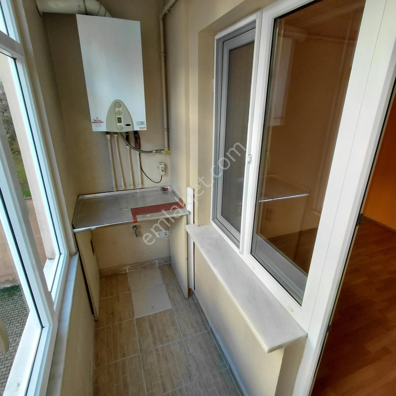 Elalmış Cad.yakını-balkonlu-ara Kat-güney Cephe - Görsel 27