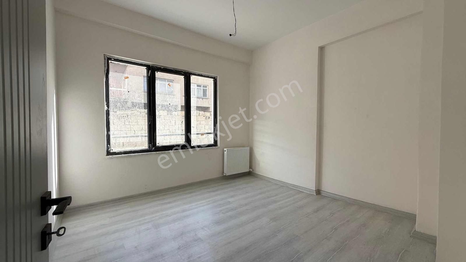 Emlak Ofisimden Fevzi Çakmak Mah. 4+1 Sıfır Daire - Görsel 6