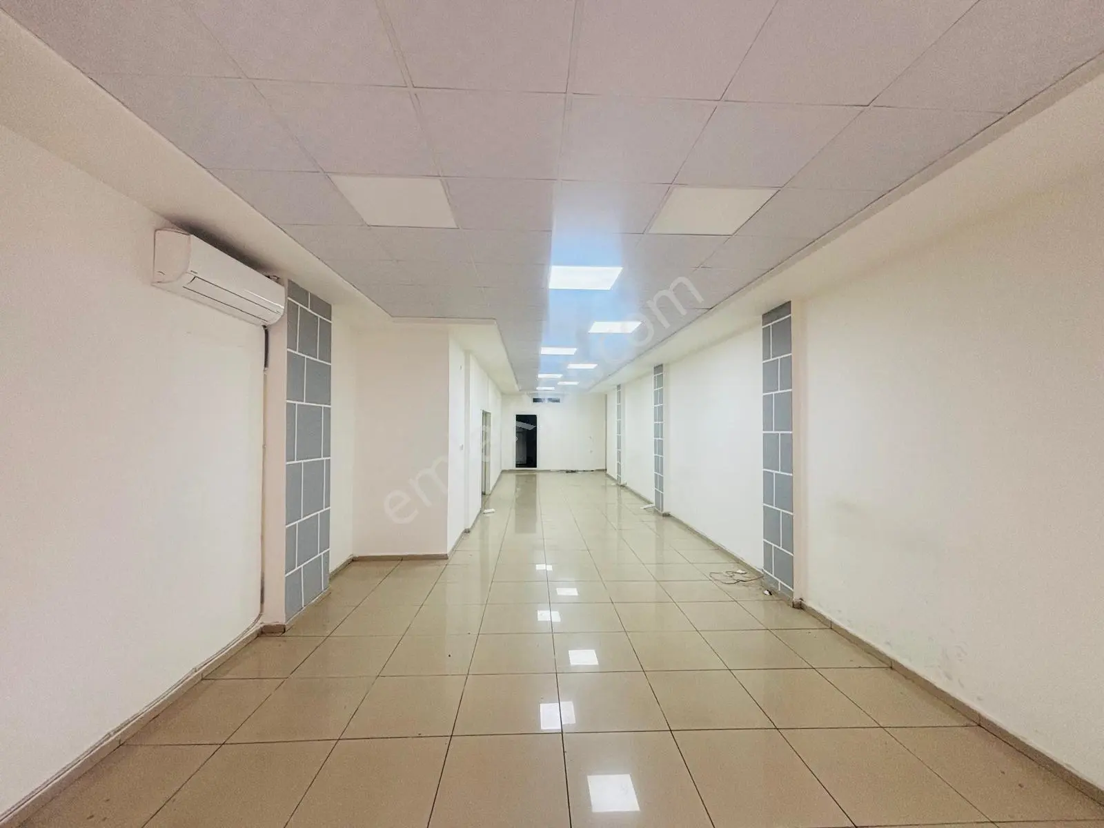 Yıldırım Gayrimenkul'den Çarşı Merkezde Kiralık Masrafsız Dükkan - Görsel 2