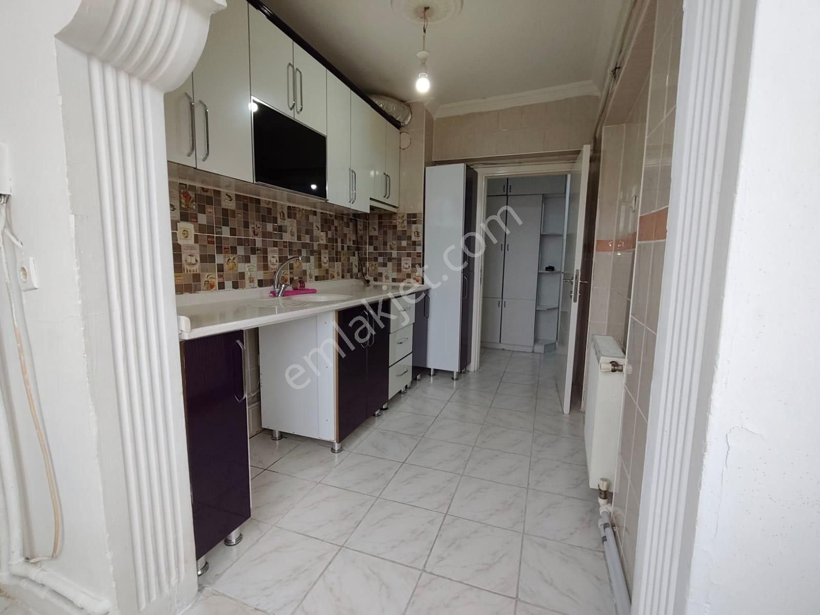 Yılmaz Gayrimenkulden Malazgirt Mahallesinde 2+1 Ön Cephe 17.000 Pazarlıklı Fırsat Kiralık Daire - Görsel 15
