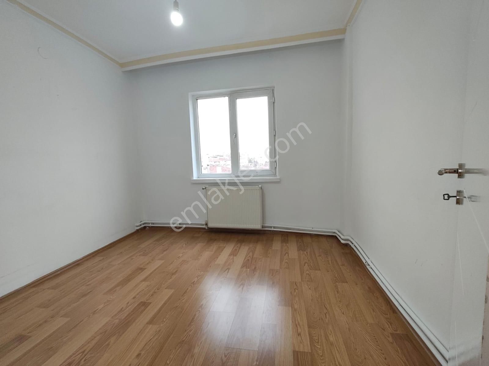 Yılmaz Gayrimenkulden Malazgirt Mahallesinde 2+1 Ön Cephe 17.000 Pazarlıklı Fırsat Kiralık Daire - Görsel 34