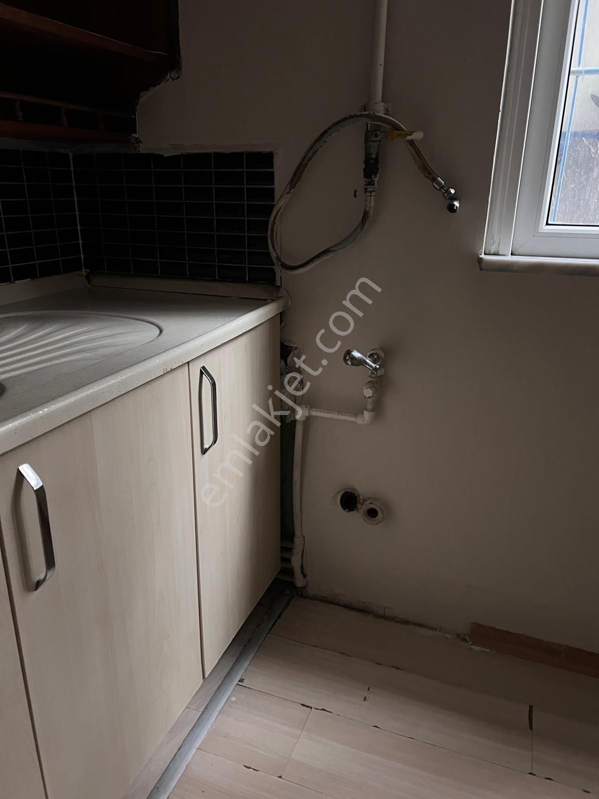 Sütlüce Sahile Yürüme Mesafesinde 2+1 Giriş Kat Daire - Görsel 21