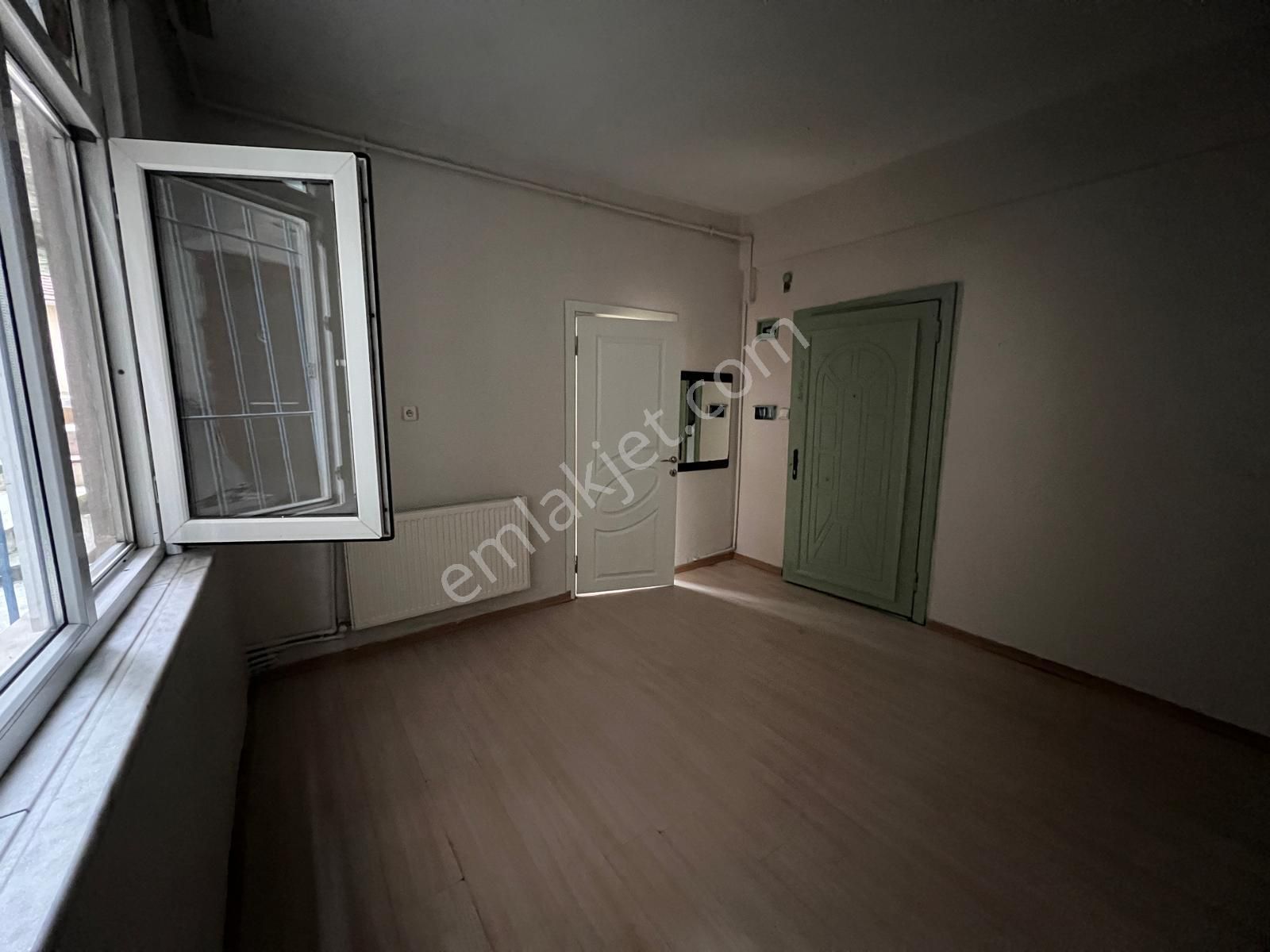 Sütlüce Sahile Yürüme Mesafesinde 2+1 Giriş Kat Daire - Görsel 19