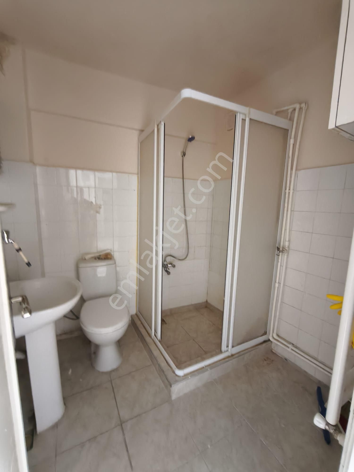 Bornova Merkeze 50 Mt. Arakat 3+1 Kiralık Daire - Görsel 20