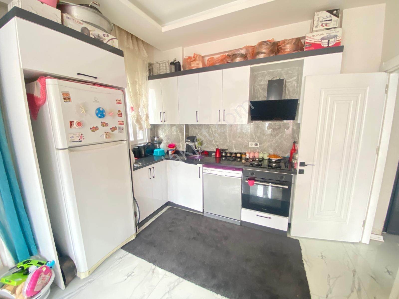 Prestij'den İhsaniye'de Geniş Oturumlu Sıfır 2+1 Daire - Görsel 5