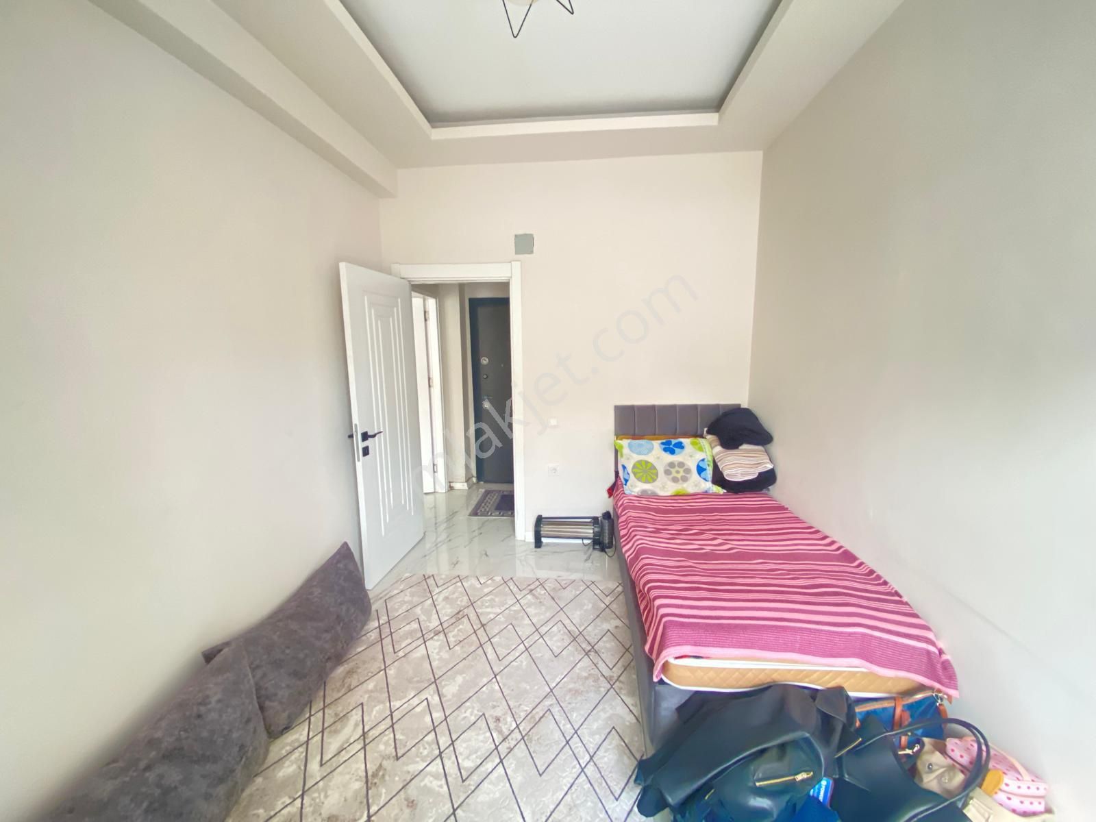 Prestij'den İhsaniye'de Geniş Oturumlu Sıfır 2+1 Daire - Görsel 14