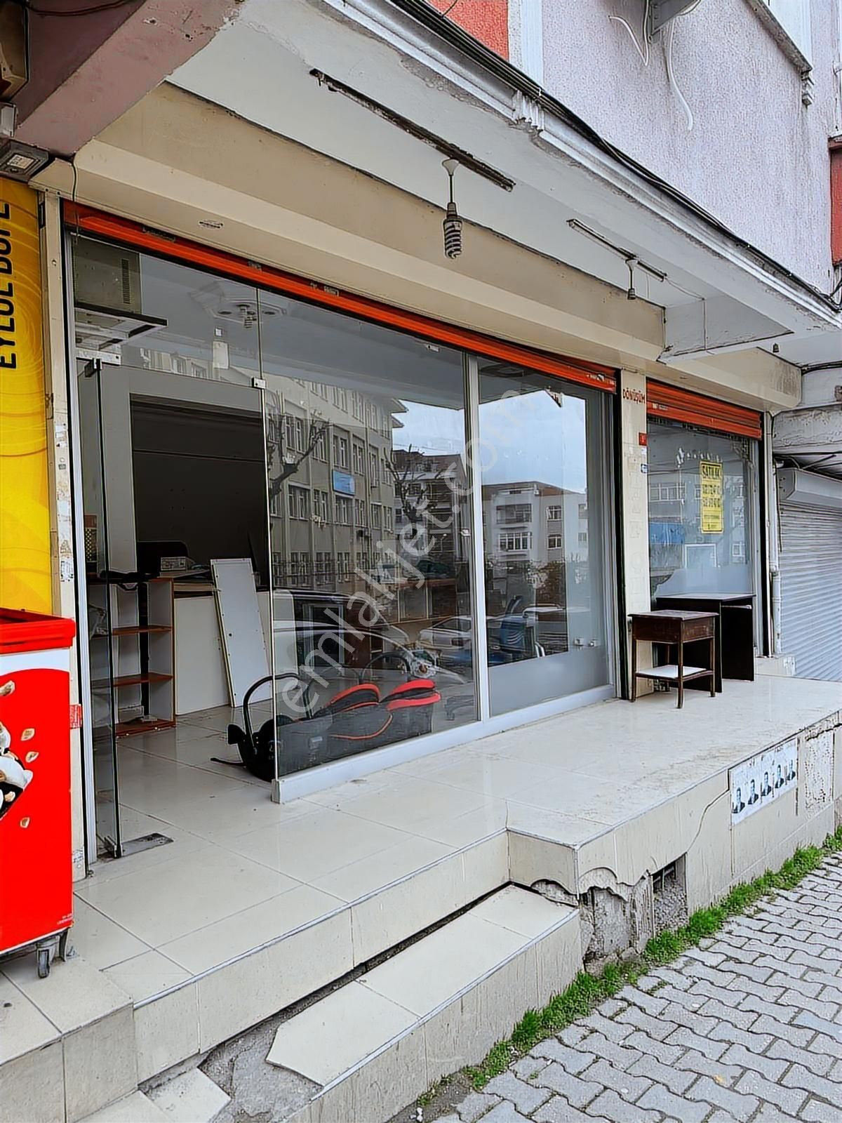 Okul Karşısında Kupon Konumda Satılık Dükkan Mağaza