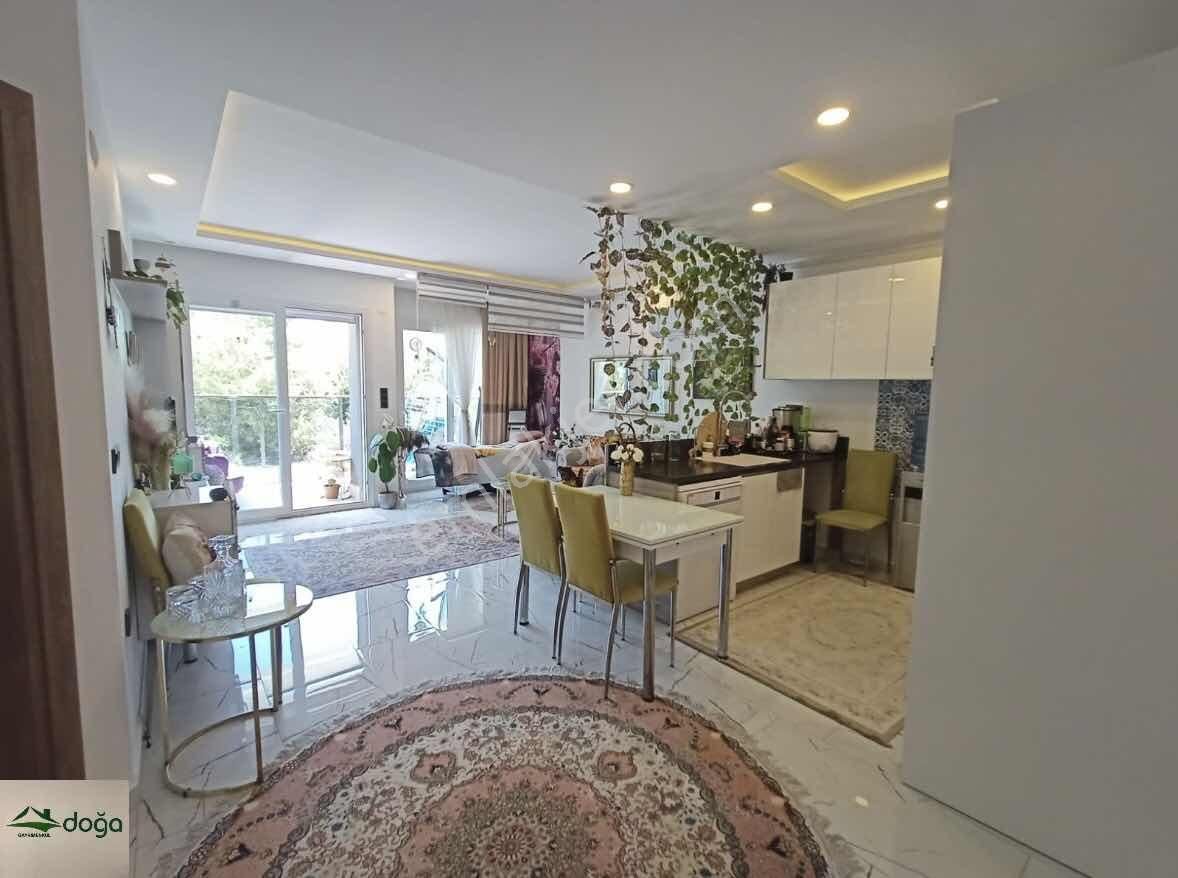 Kuşadası Merkeze Yakın Eşyalı 1+1 Daire - Görsel 10