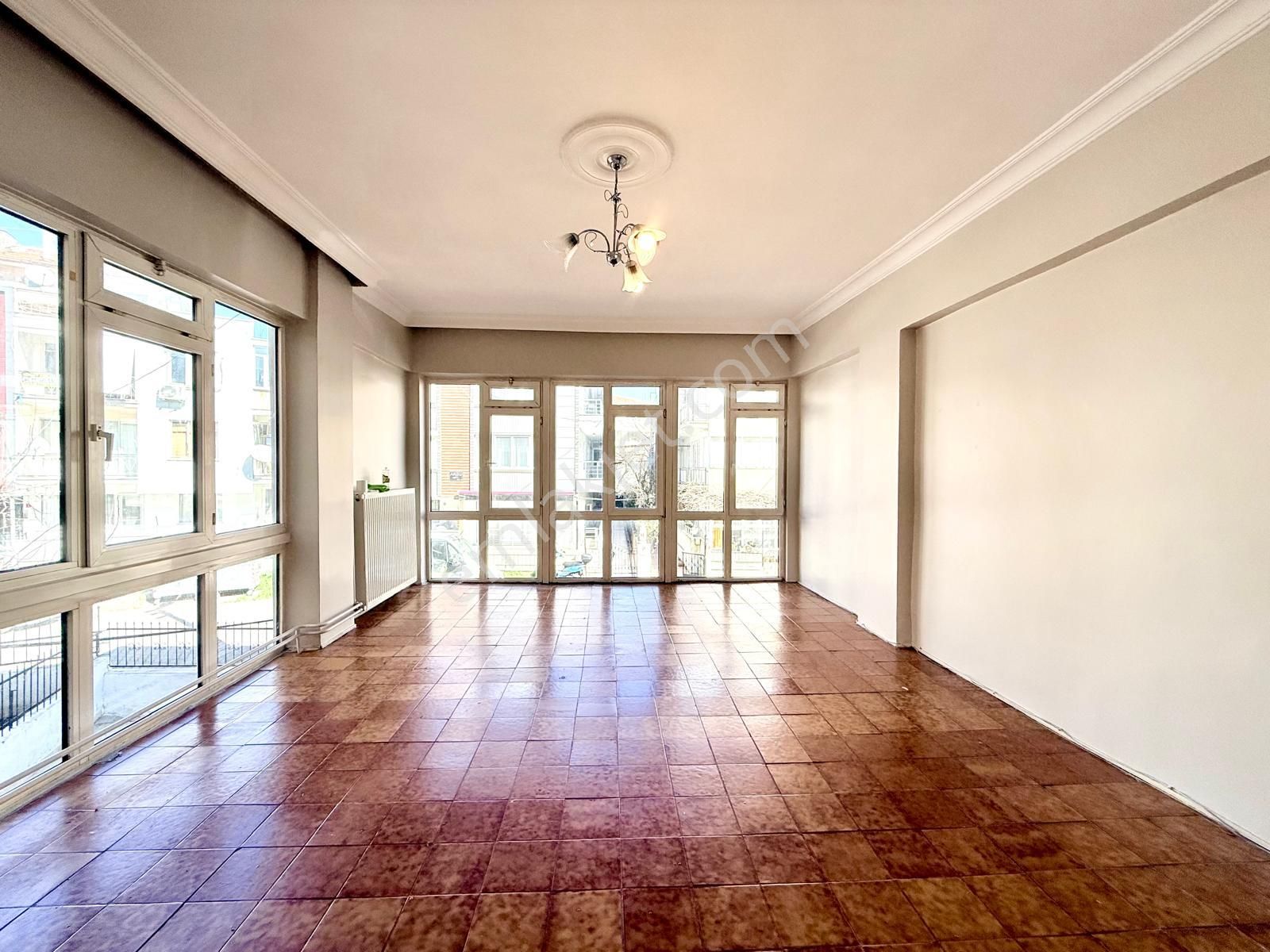 ▶ ▶akçay Körfez'den Merkezi Konumda Ön Cephe Ara Kat 3+1 Satılık Daire - Görsel 32