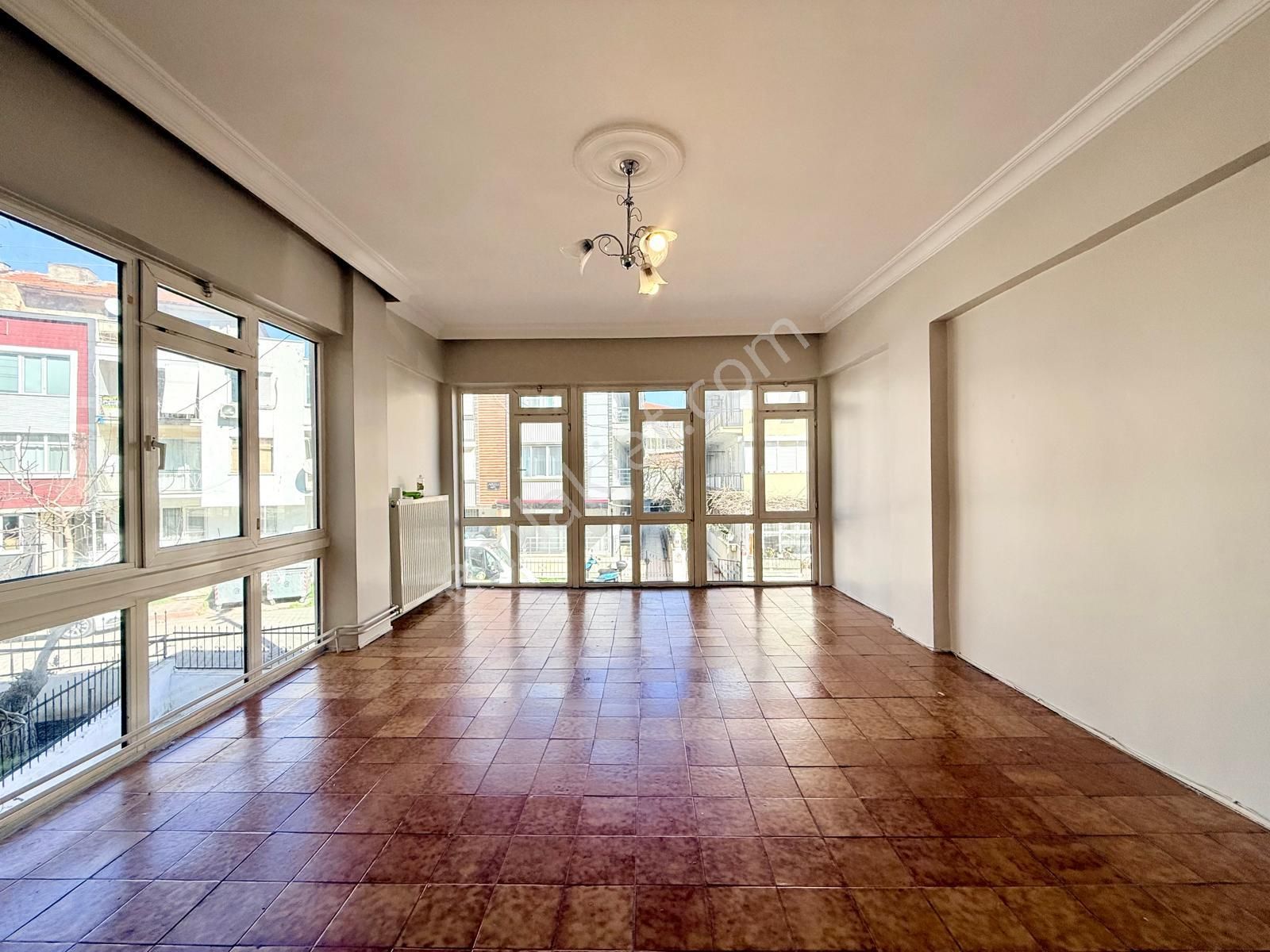 ▶ ▶akçay Körfez'den Merkezi Konumda Ön Cephe Ara Kat 3+1 Satılık Daire - Görsel 9