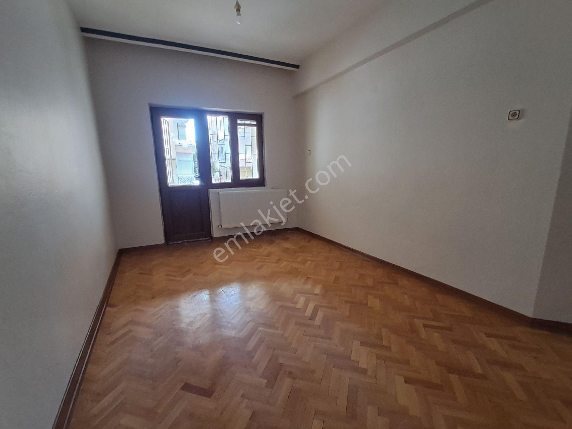 Sokullu Cadde Yakın Ön Cephe Bağımsız Salon 3+1 Kiralık Daire - Görsel 10