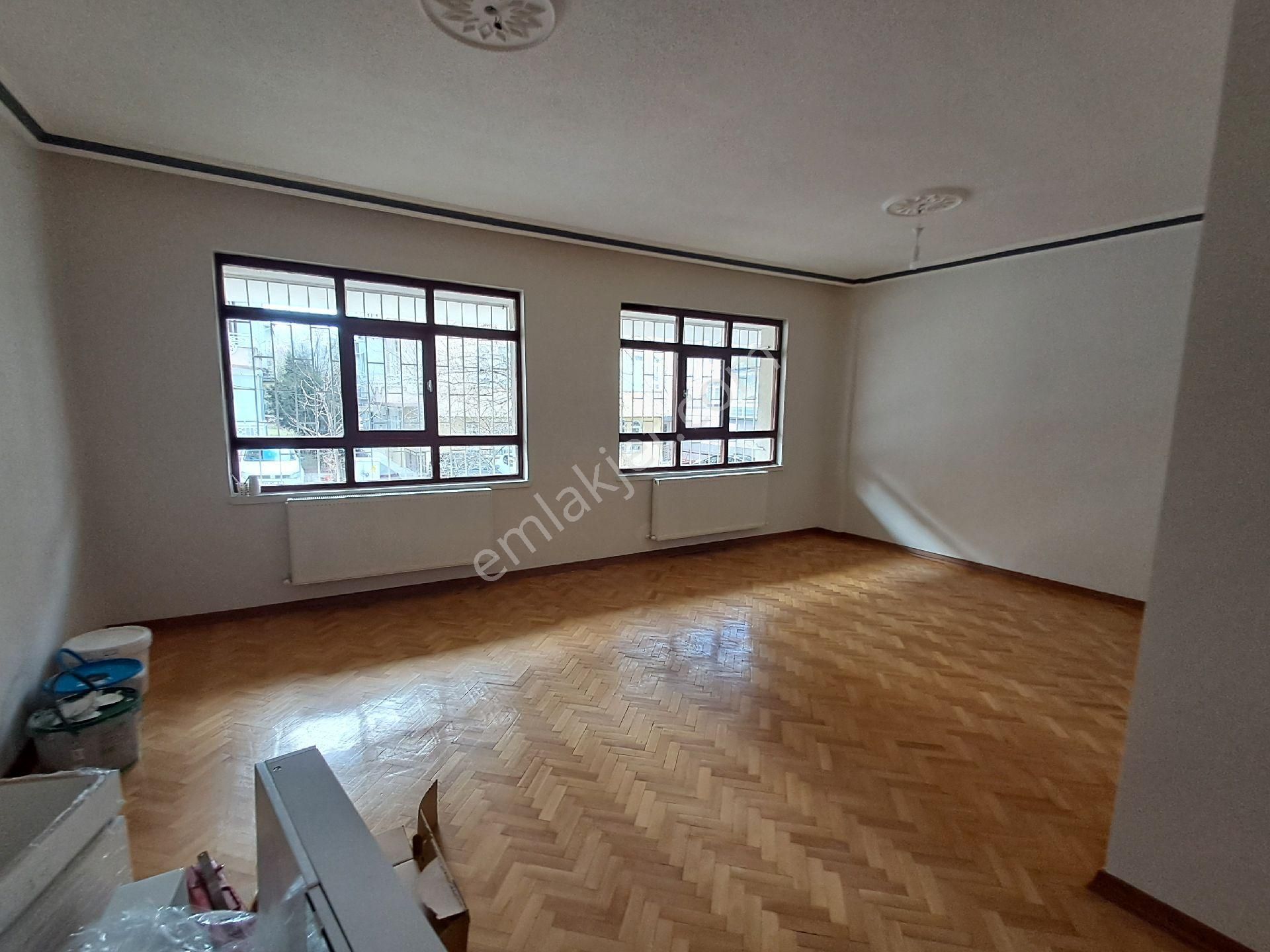 Sokullu Cadde Yakın Ön Cephe Bağımsız Salon 3+1 Kiralık Daire - Görsel 13