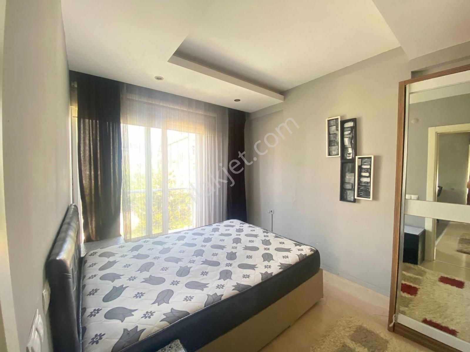 Rauf Denktaş Cad. Yakını Arakat 1+1 Eşyalı Daire - Görsel 13