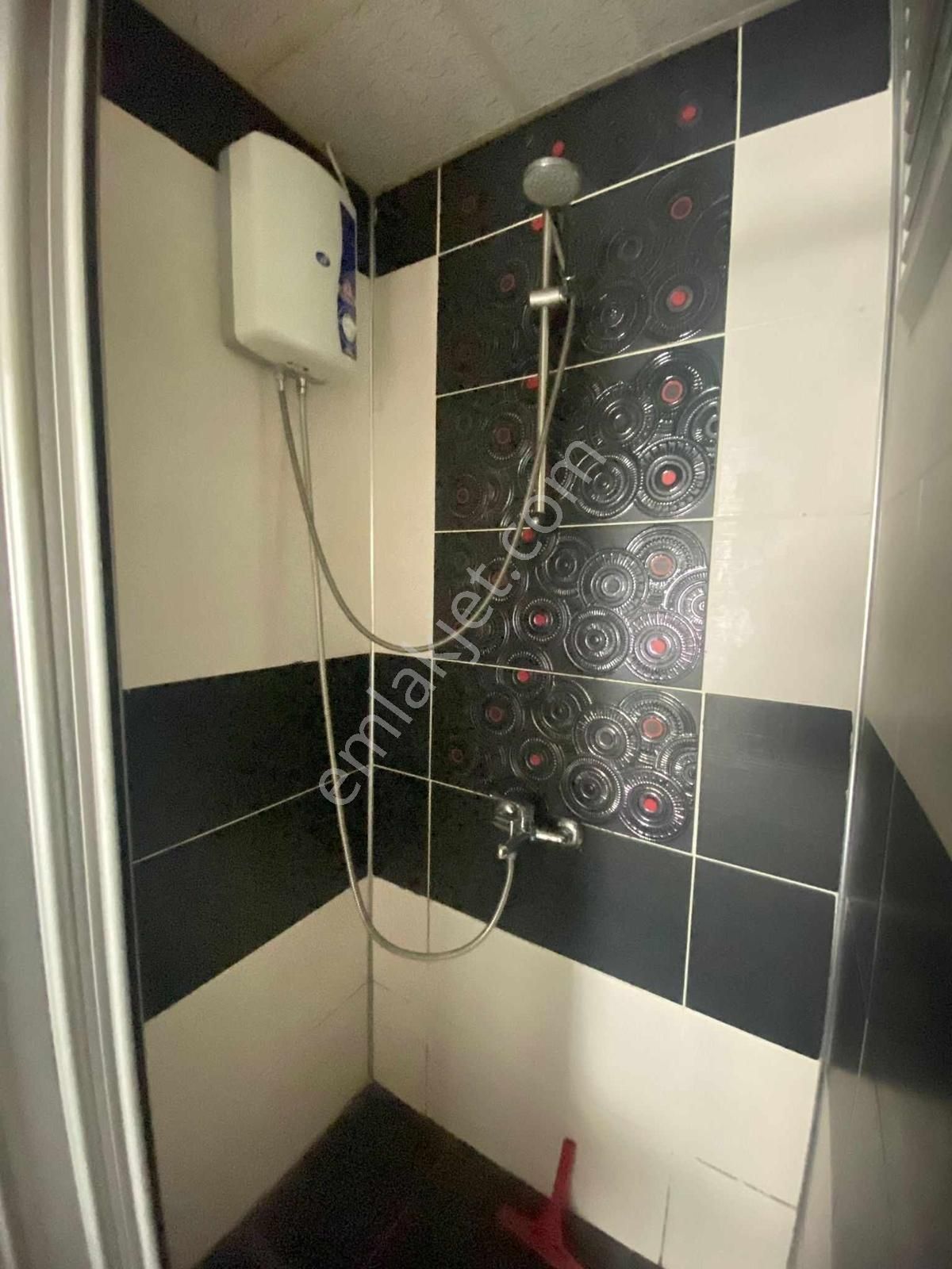 Rauf Denktaş Cad. Yakını Arakat 1+1 Eşyalı Daire - Görsel 15