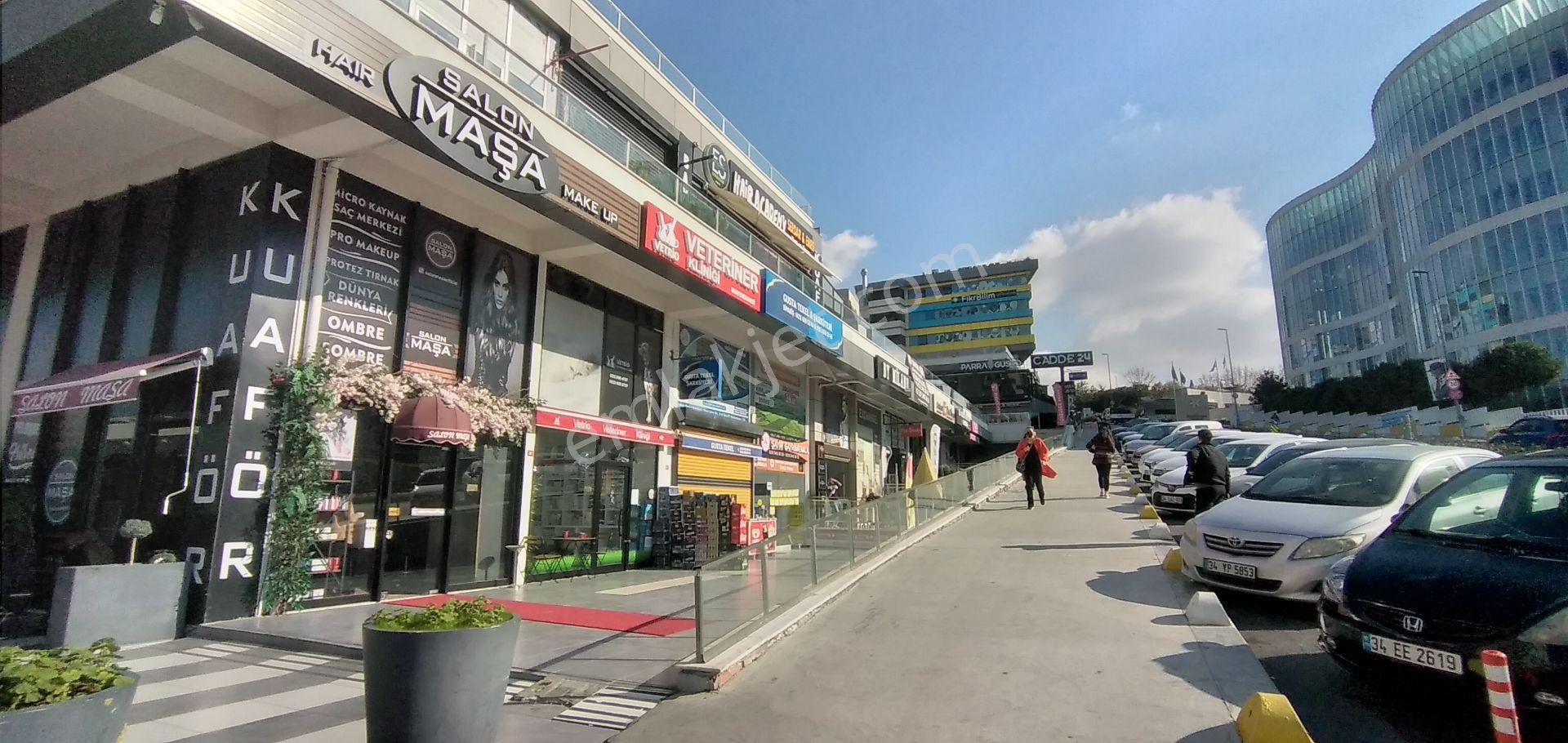 Halkalı Belediye Karşısı Cadde24 Rezidans Satılık 1+0 Home Ofis