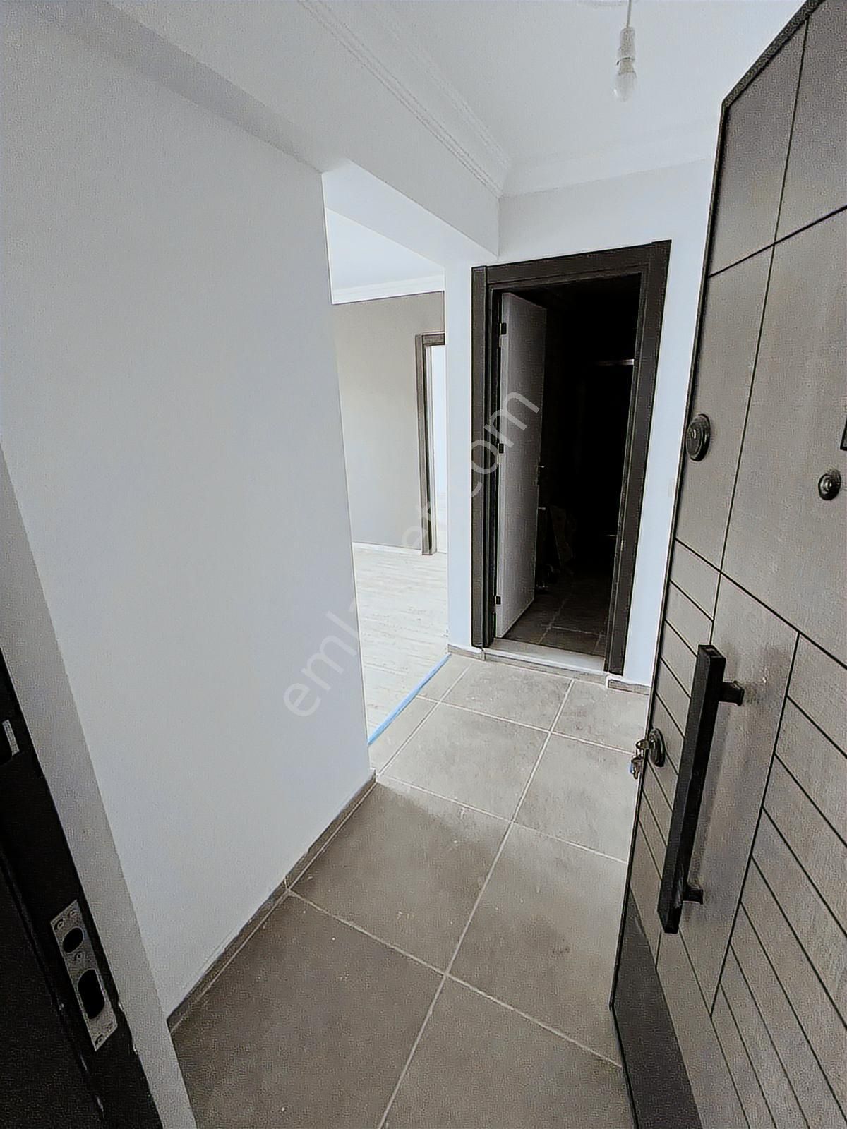 Foça Yenibağarası Havuzlu Sitede 1+1 Kiralık Sıfır Daire - Görsel 8