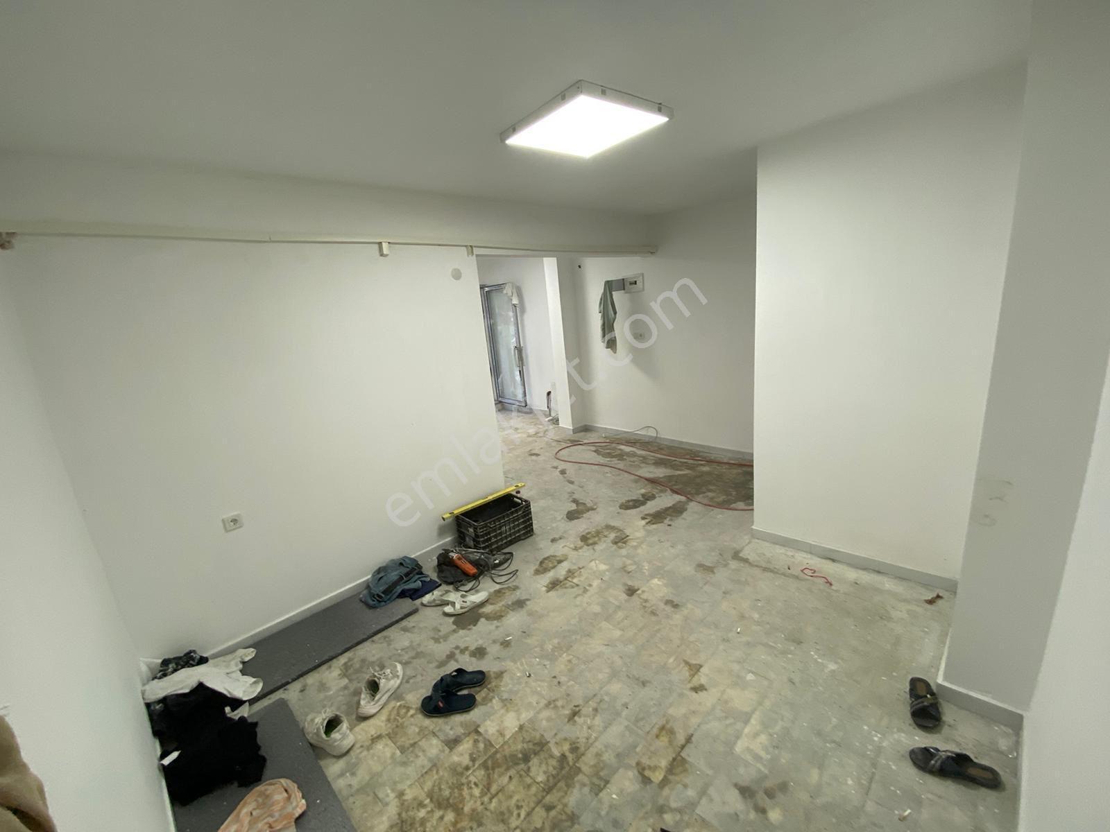 Aydın İnş. Cebeci Mh. 120m2 3 Adet Köşe Başı Düz Giriş Dükkan - Görsel 16
